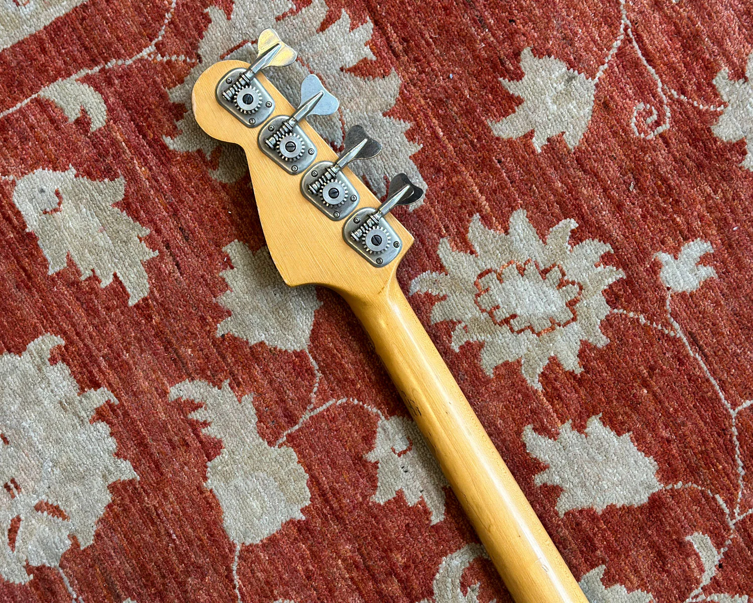 1974 Fender Musicmaster Bass - White - Image 6