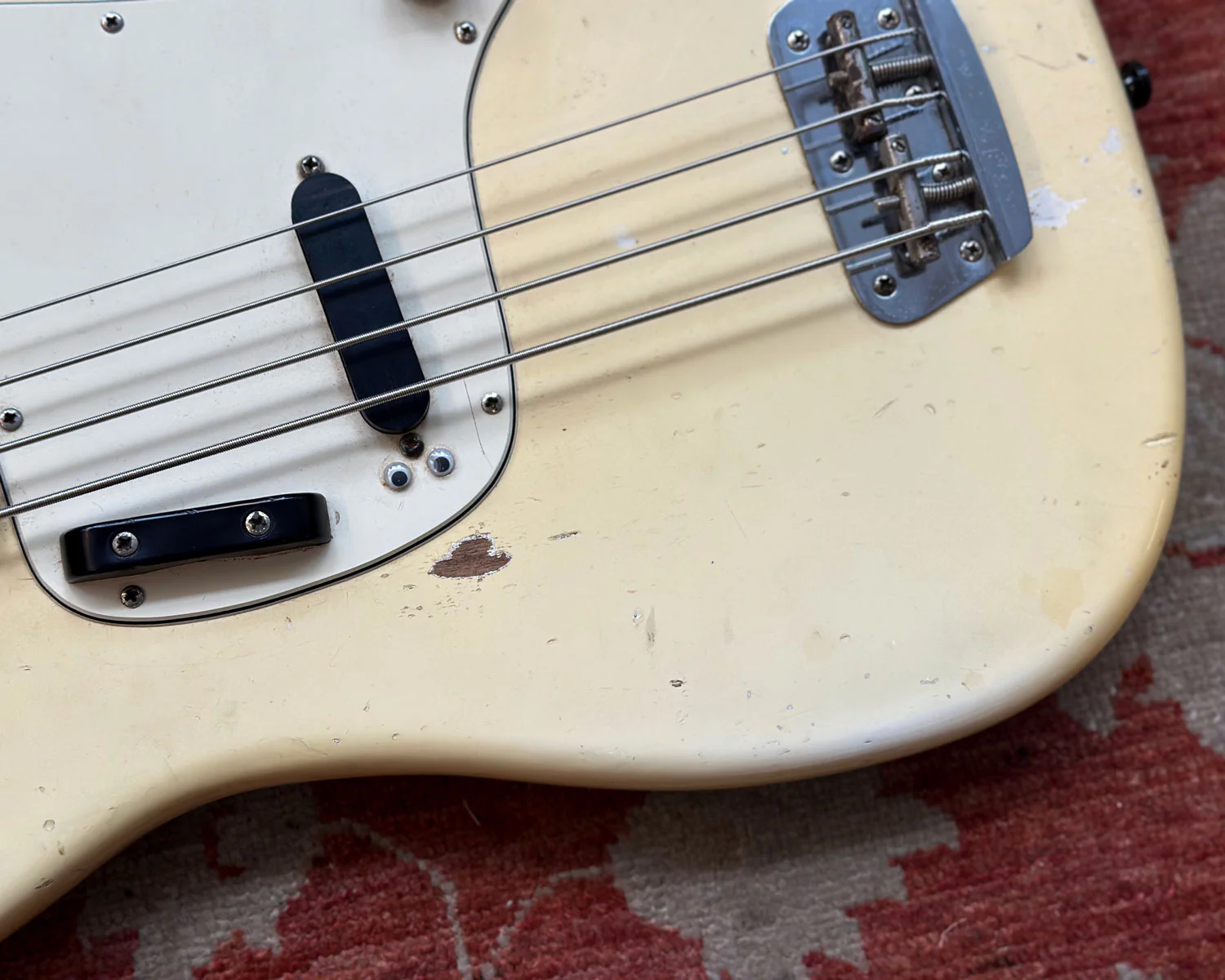 1974 Fender Musicmaster Bass - White - Image 8