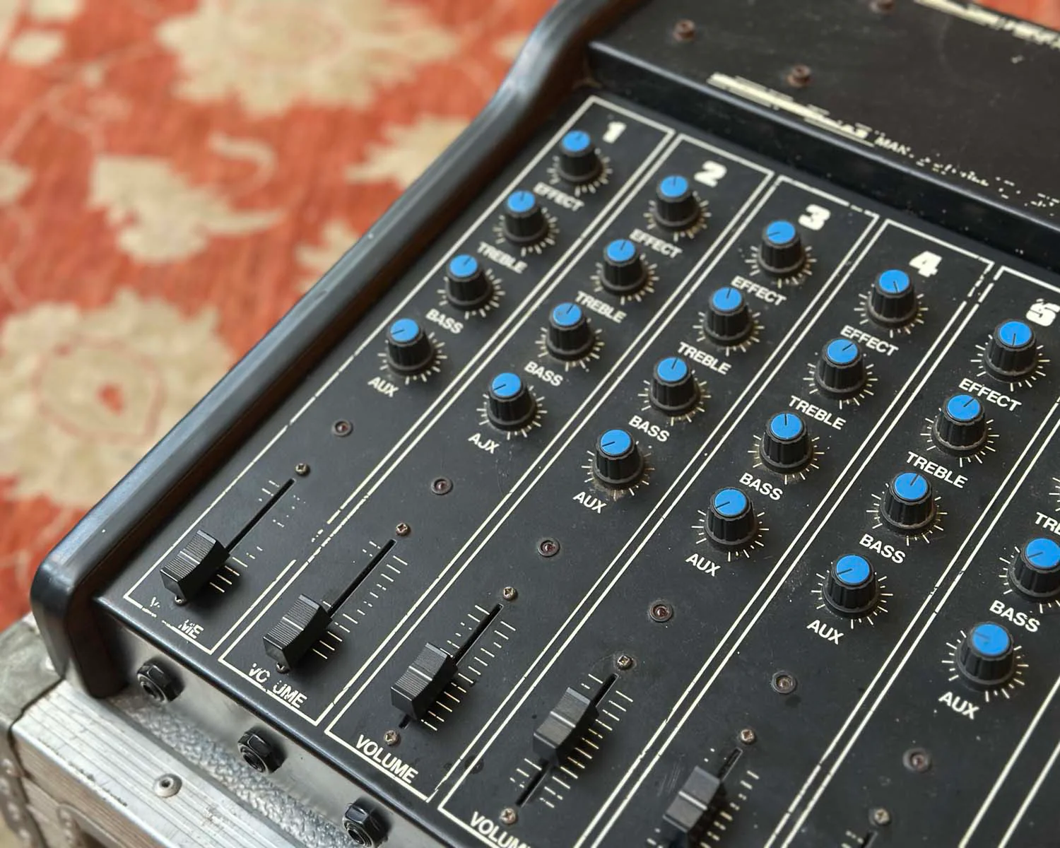 Eminar E6-250 w/ Speakers - AS IS - Image 7