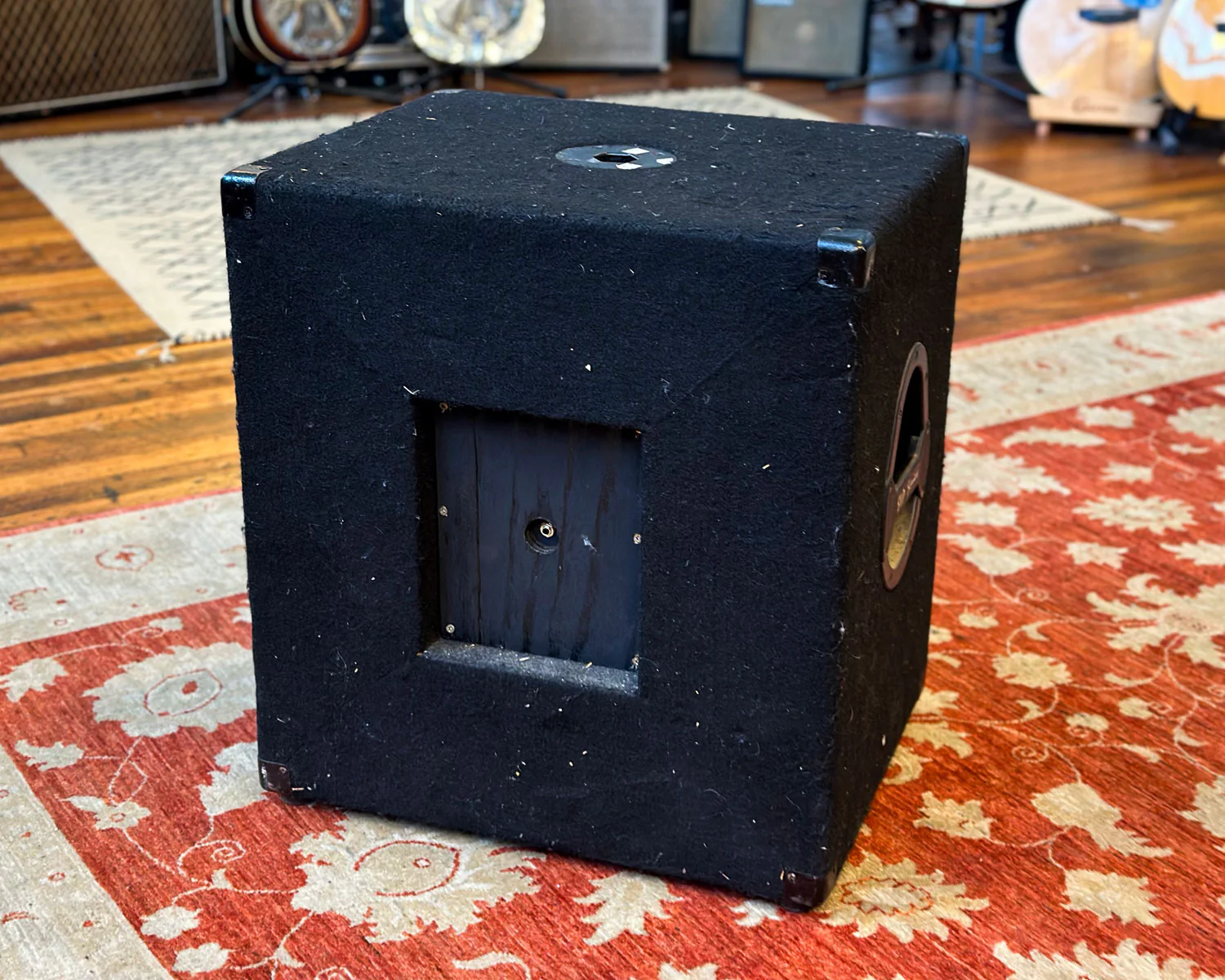 Wharfedale 15" Passive Bass Cabinet - 8Ω - Image 4
