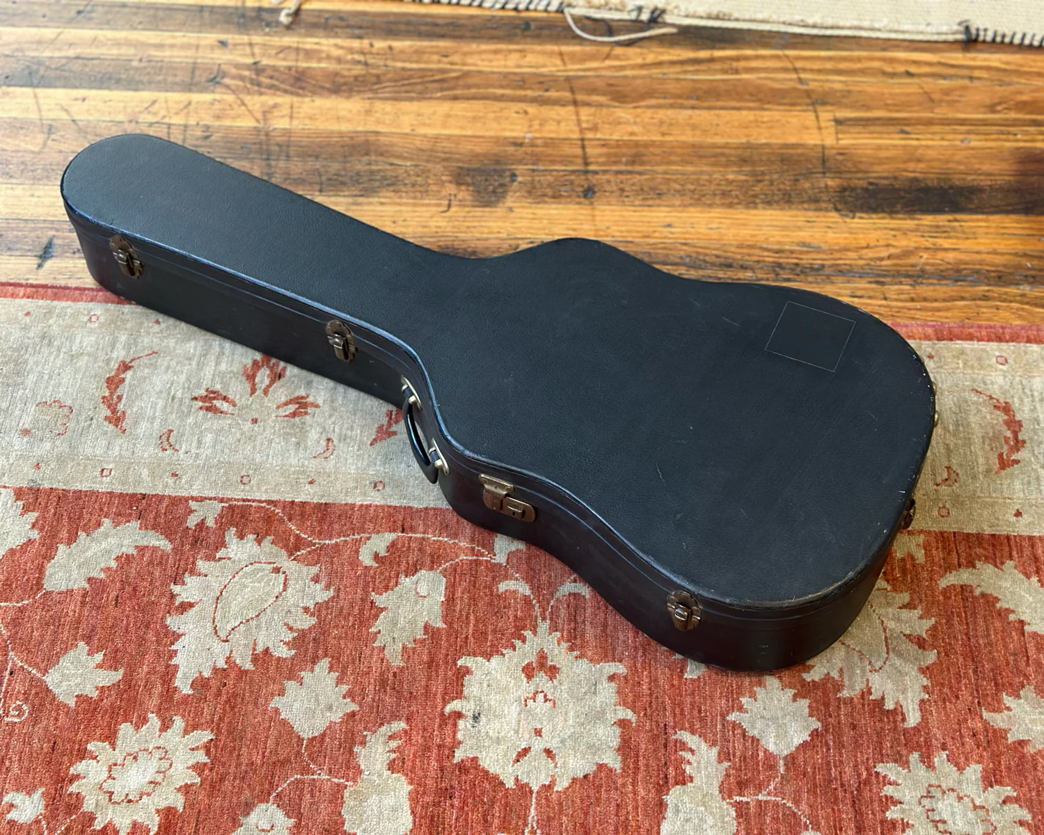 Siliato Vintage Dreadnought Case