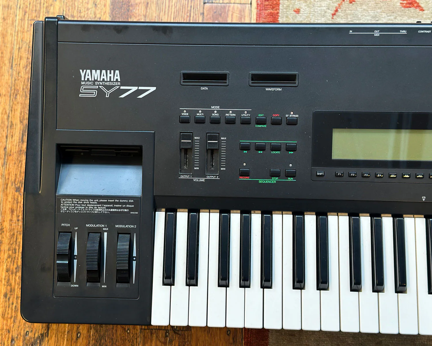 YAMAHA SY77 Music Synthesizer - 240 Volt - Image 3