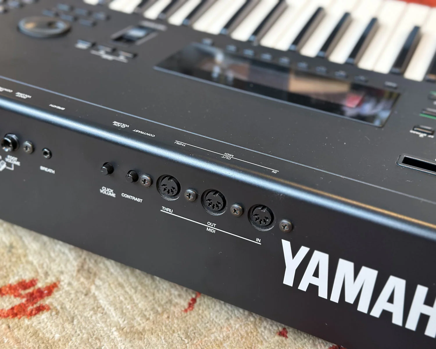 YAMAHA SY77 Music Synthesizer - 240 Volt - Image 6