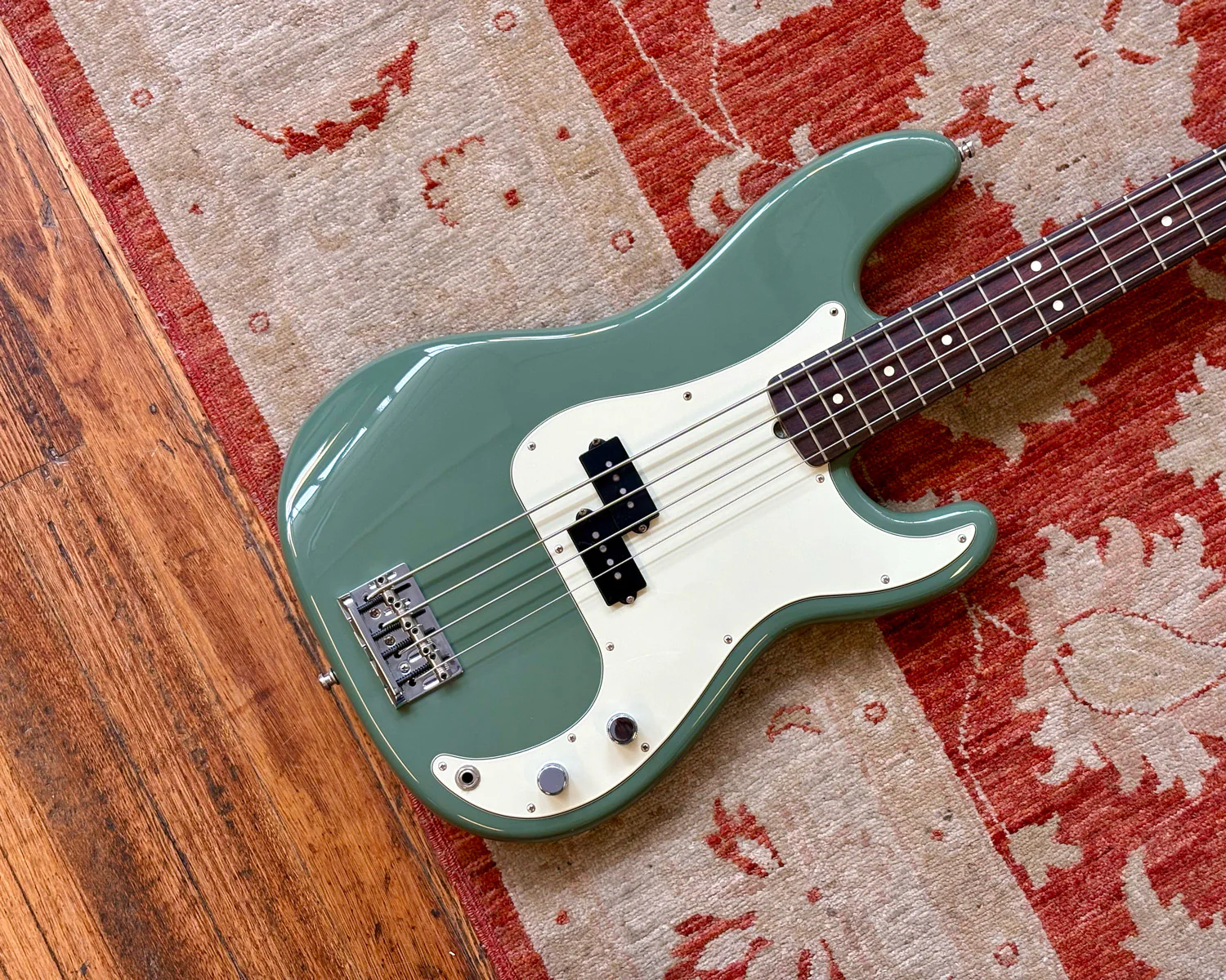 Fender American Professional Precision Bass - Antique Olive