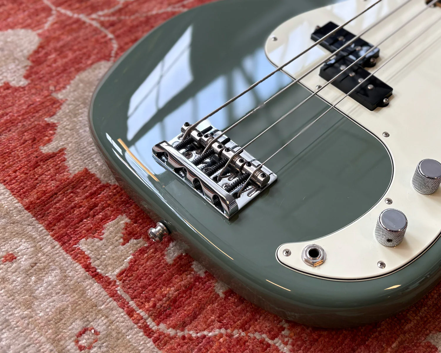 Fender American Professional Precision Bass - Antique Olive - Image 5