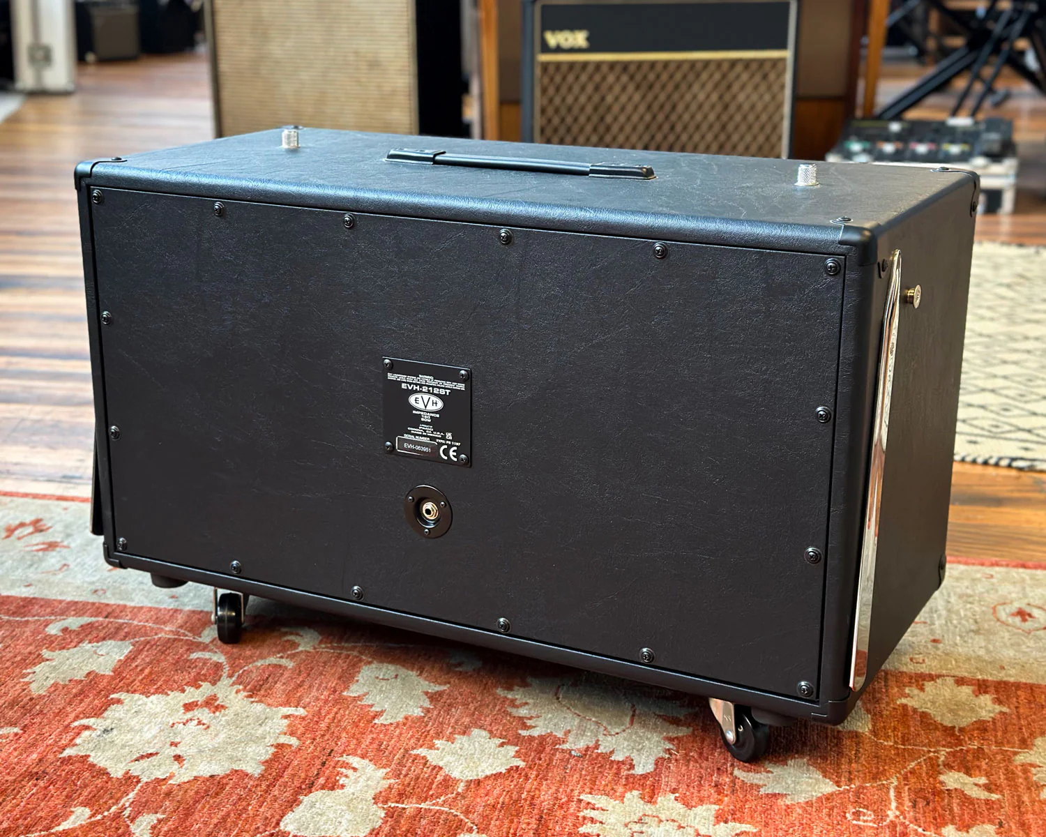 EVH 5150 iii 212ST 60-Watt 2x12 Guitar Cabinet - Image 6