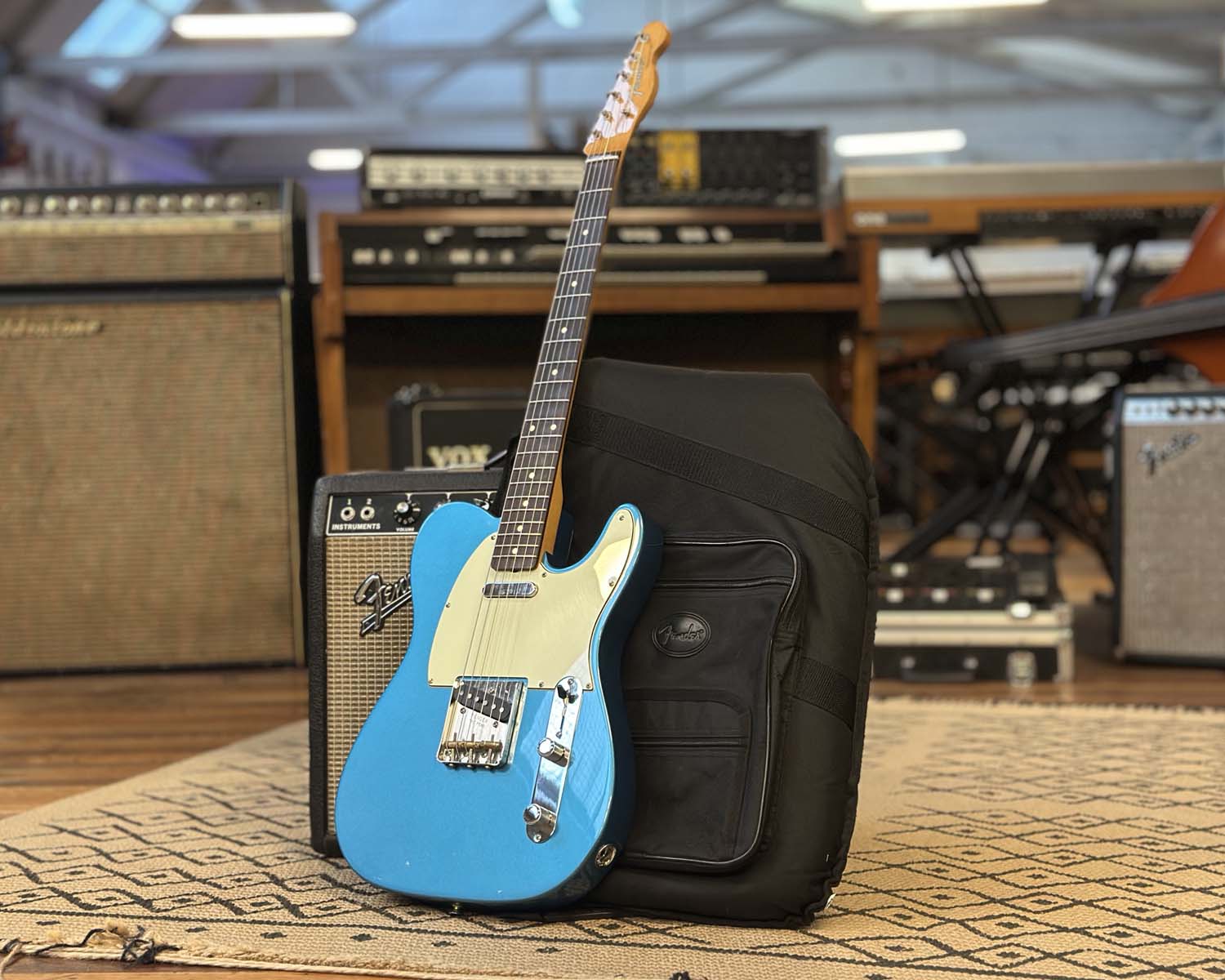 Fender Vintera '60s Telecaster Modified - Lake Placid Blue - Image 10