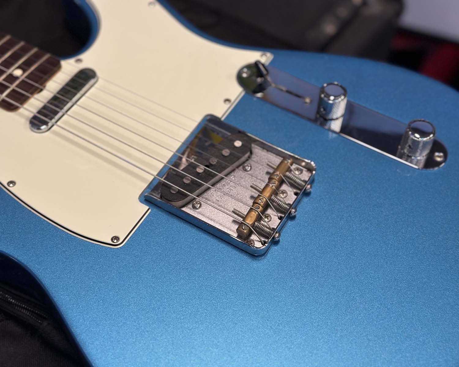 Fender Vintera '60s Telecaster Modified - Lake Placid Blue - Image 9