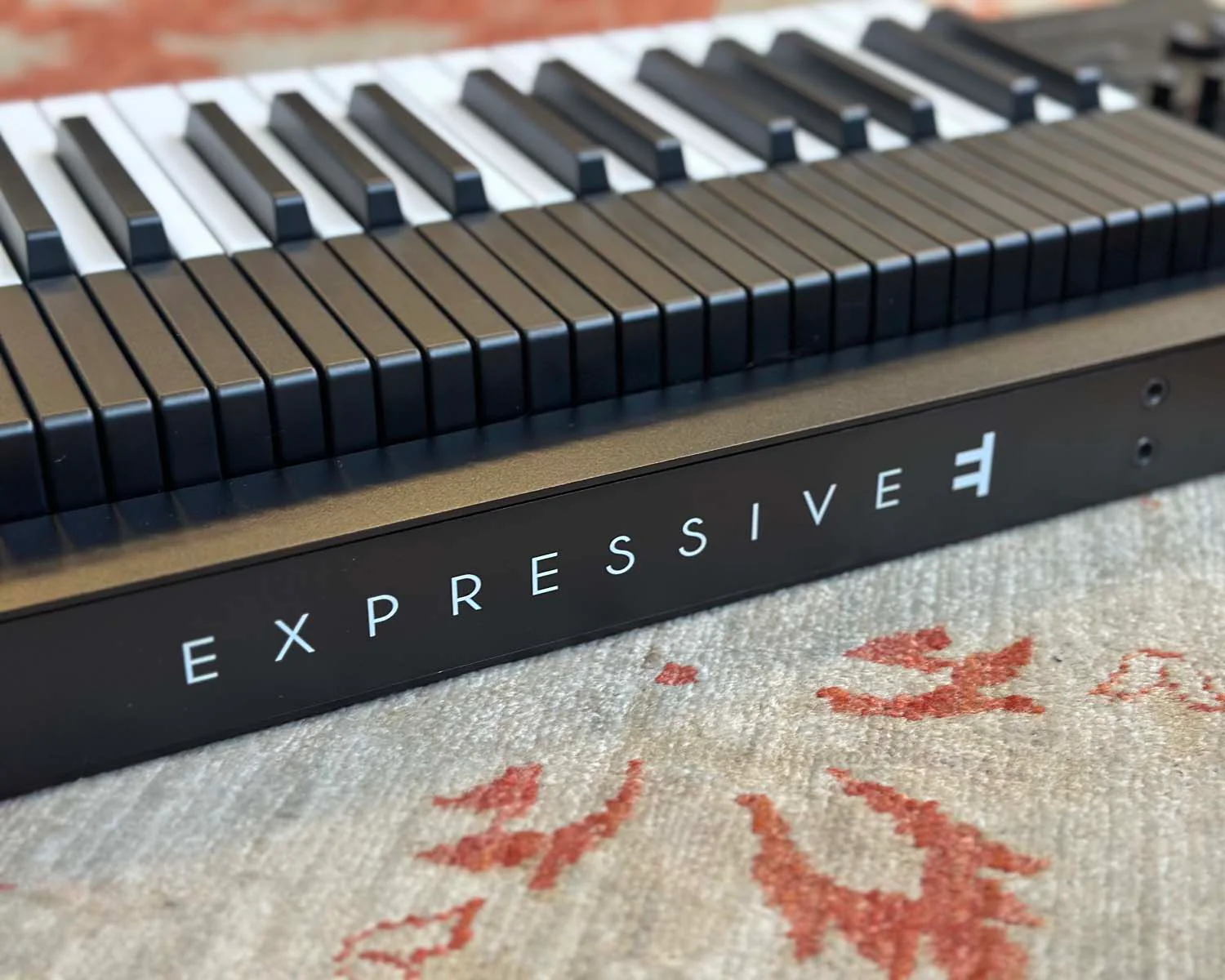 Expressive E Osmose - Image 5