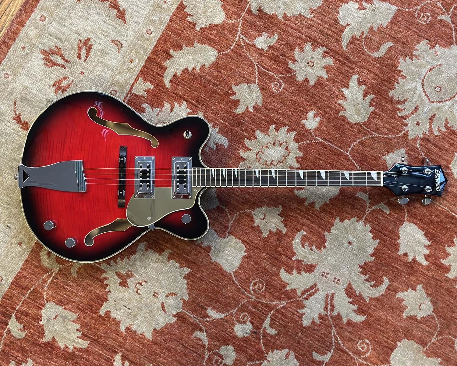 Eastwood Classic Tenor - Redburst - Image 3