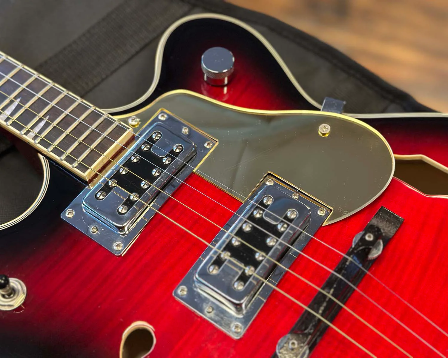Eastwood Classic Tenor - Redburst - Image 8