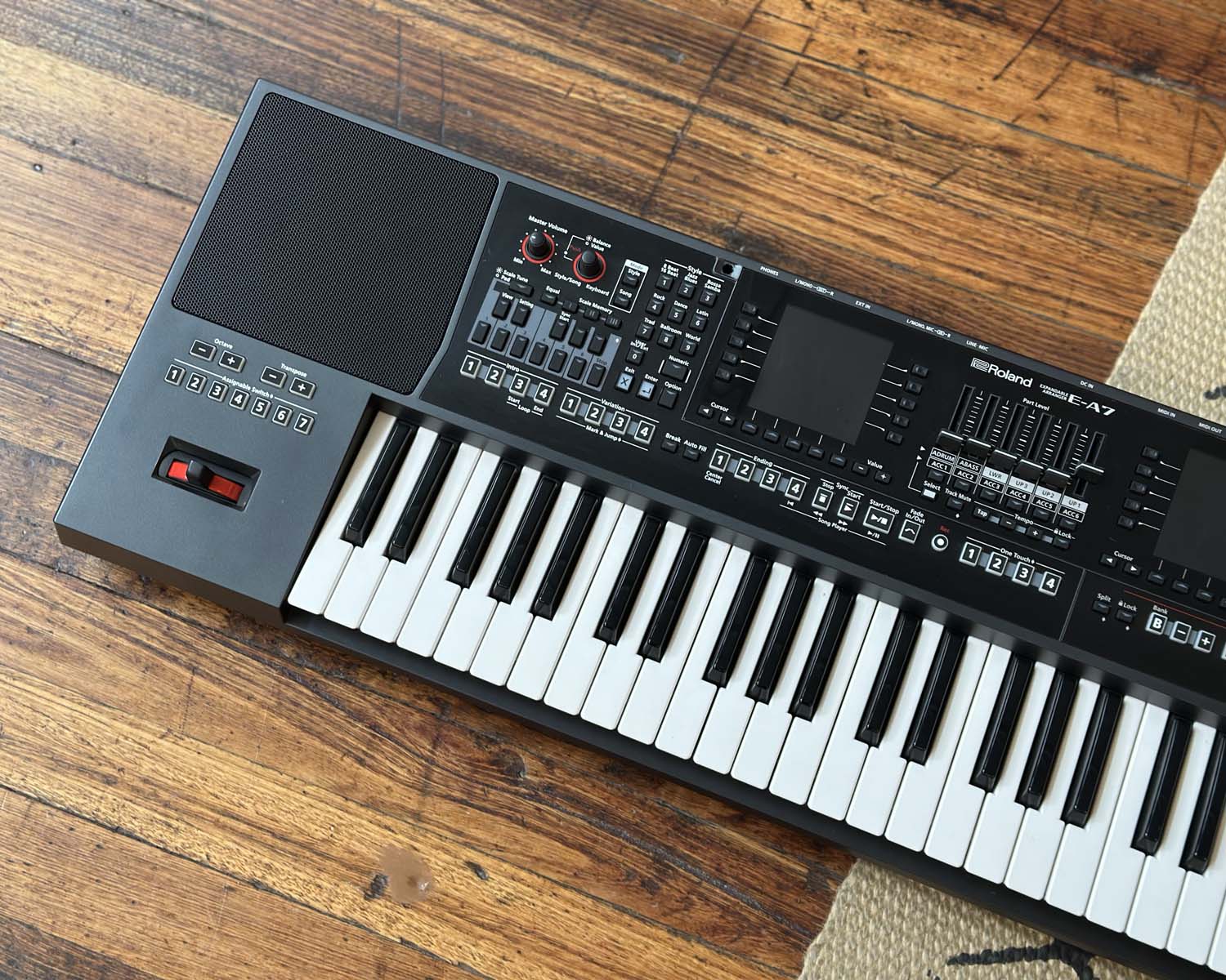 Roland E-A7 Expandable Arranger - Image 2