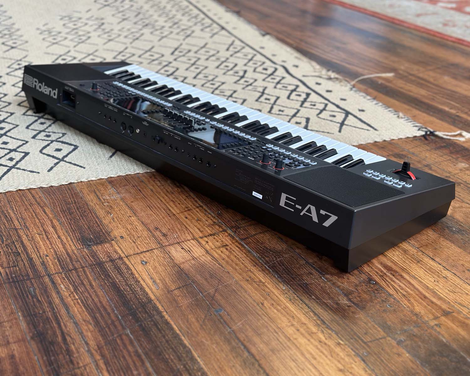 Roland E-A7 Expandable Arranger - Image 7