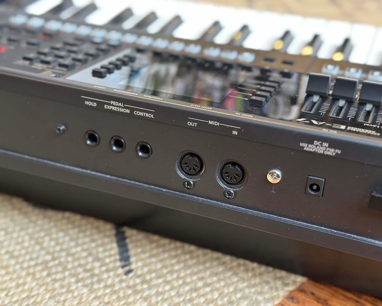 Roland E-A7 Expandable Arranger - Image 9