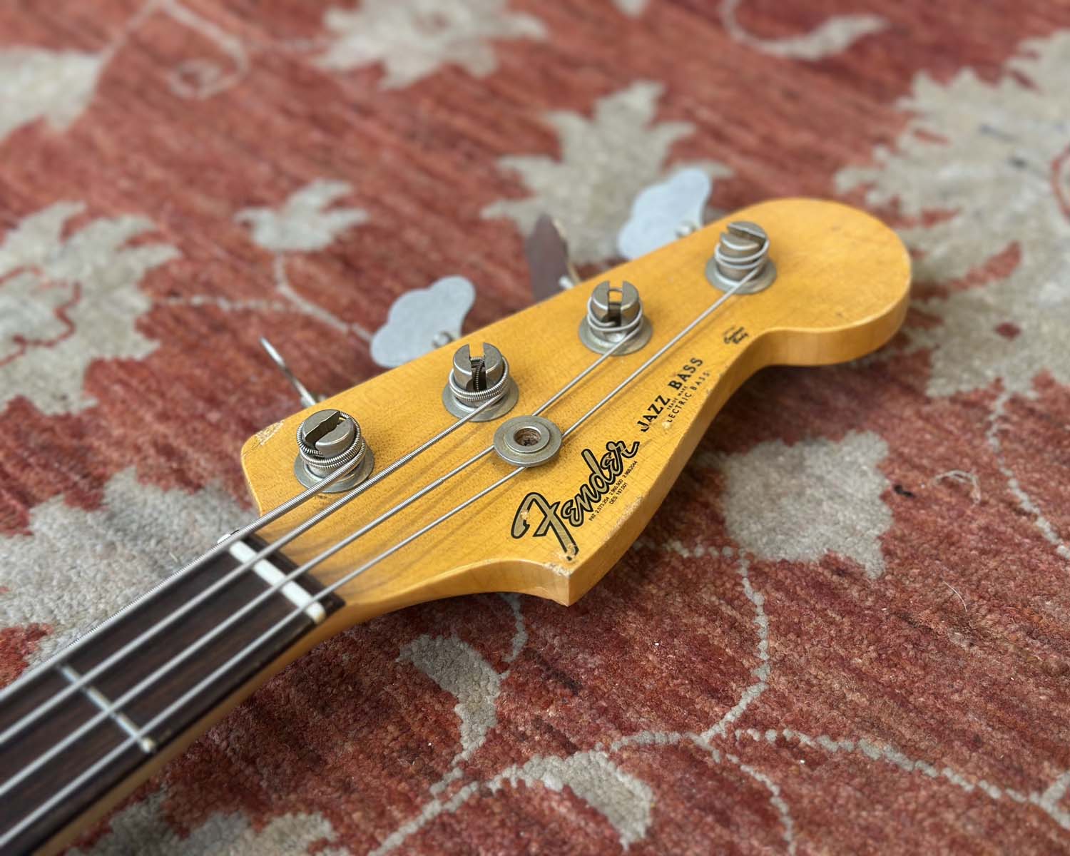 2020 Fender Custom Shop '62 Jazz Bass Journeyman Relic - Shell Pink - Image 12