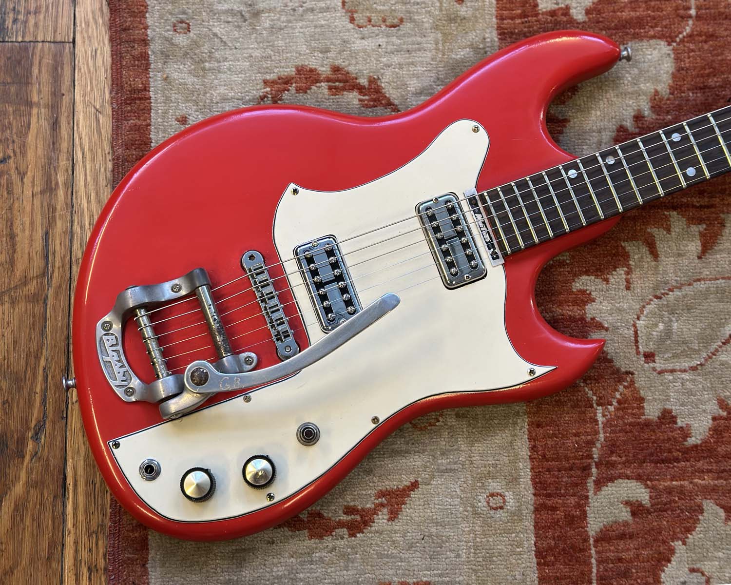 Vintage '60s Maton Fyrbyrd 620