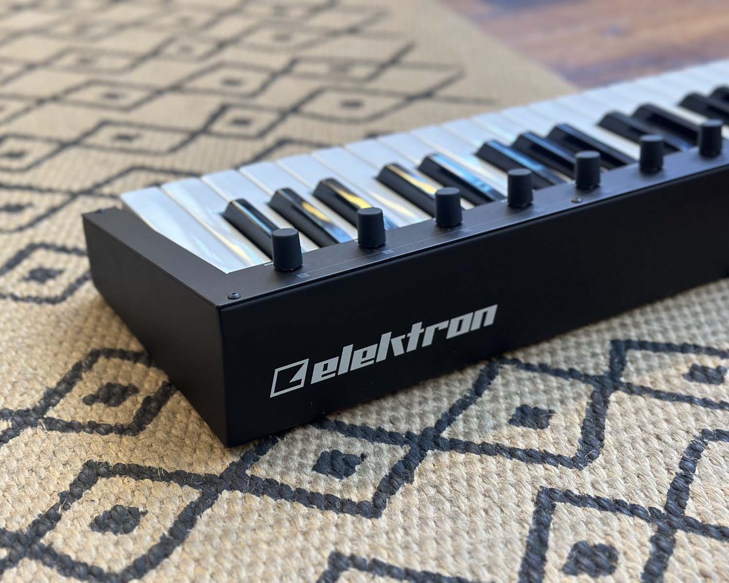 Elektron Digitone Keys 8-Voice Polyphonic FM Synth w/ Decksaver - Image 4