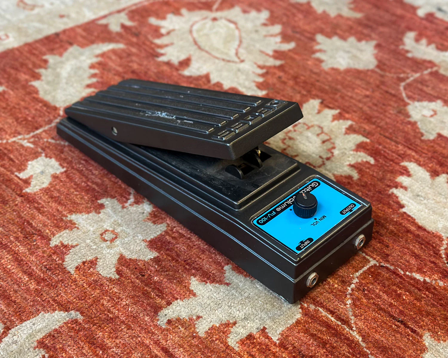 BOSS FV-100 Guitar Volume - Image 3