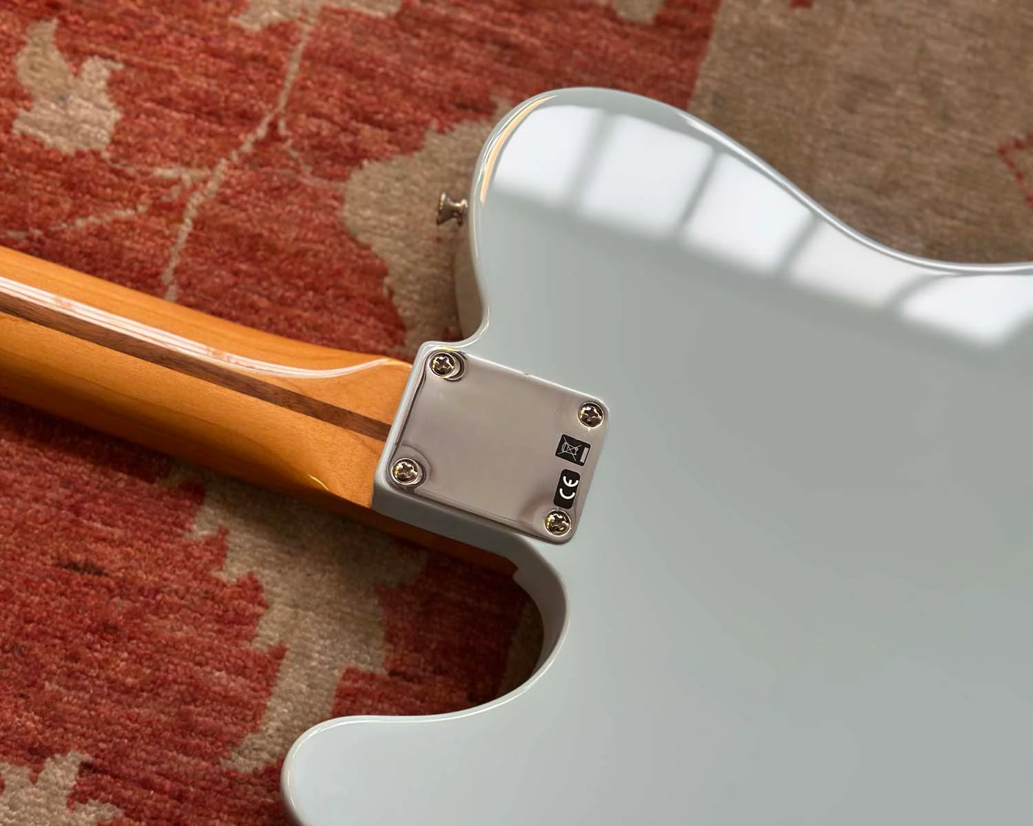 Fender Vintera '50s Telecaster Maple Sonic Blue - Image 10