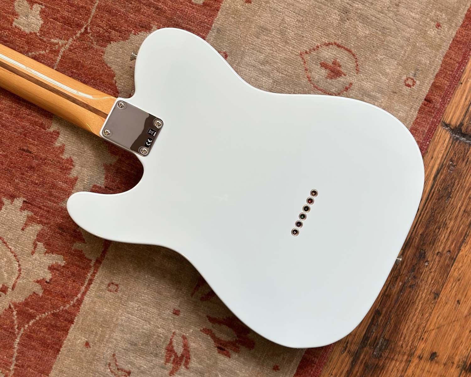 Fender Vintera '50s Telecaster Maple Sonic Blue - Image 4
