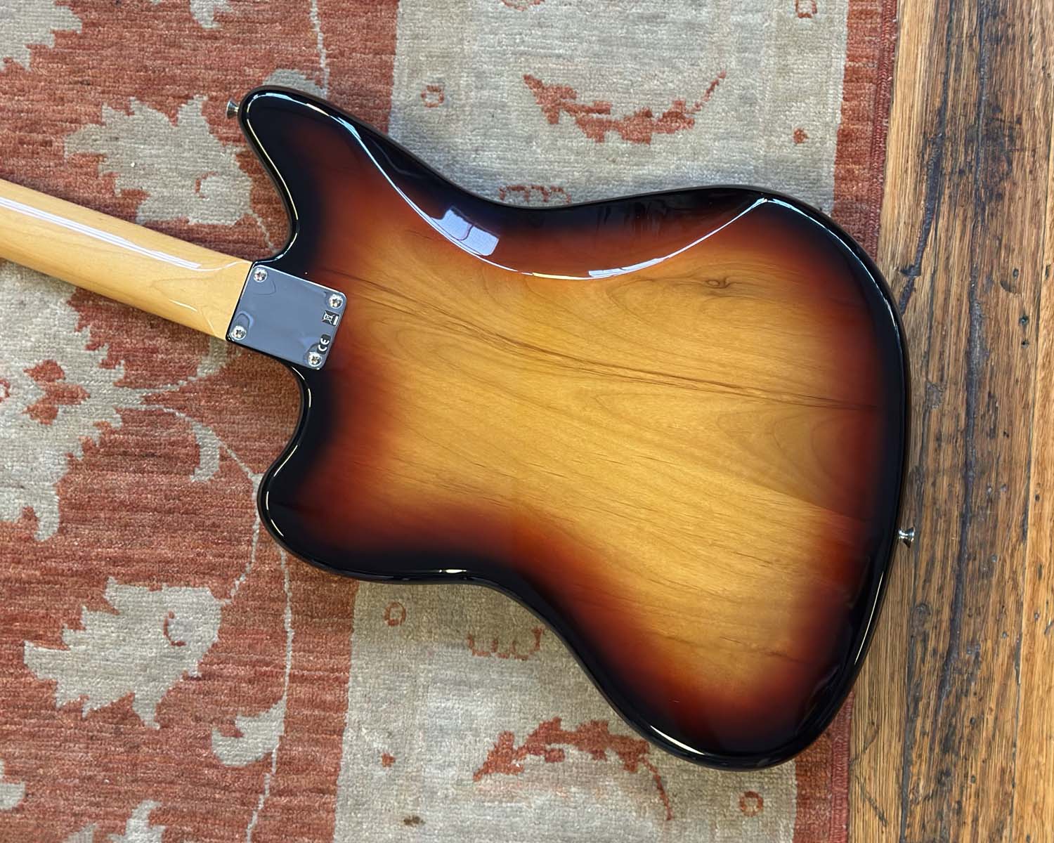 Fender Classic Player Jaguar Special - Image 4