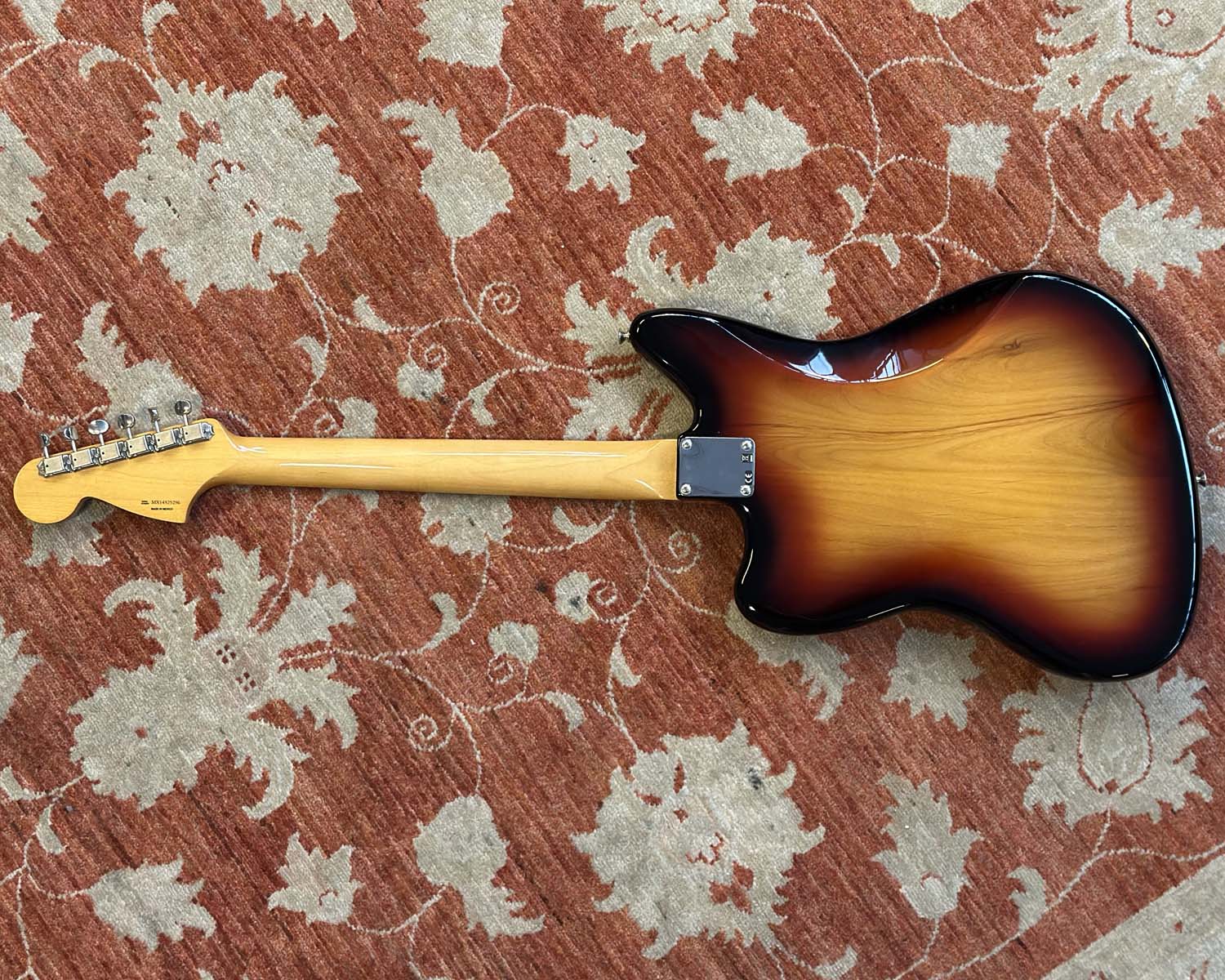 Fender Classic Player Jaguar Special - Image 6