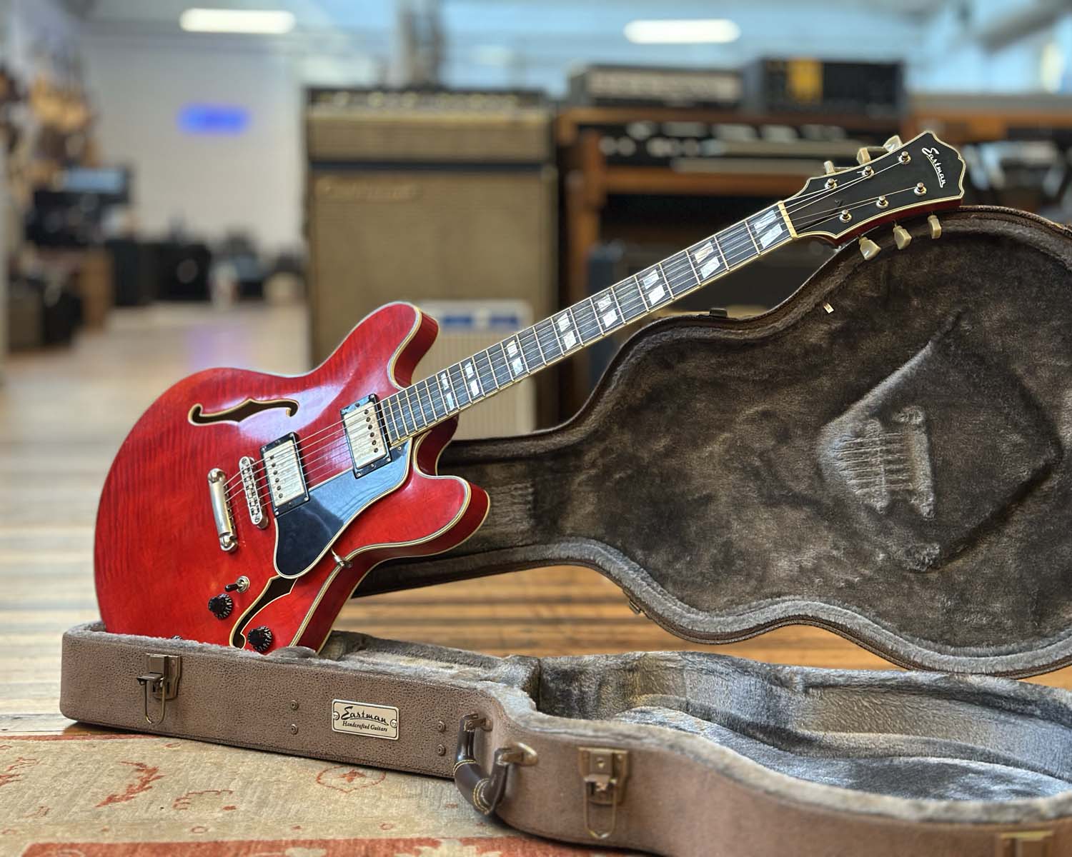 Eastman T59/V Semi-Hollow Thinline Electric Guitar w/ OHSC - Seymour Duncan Antiquities - Image 14