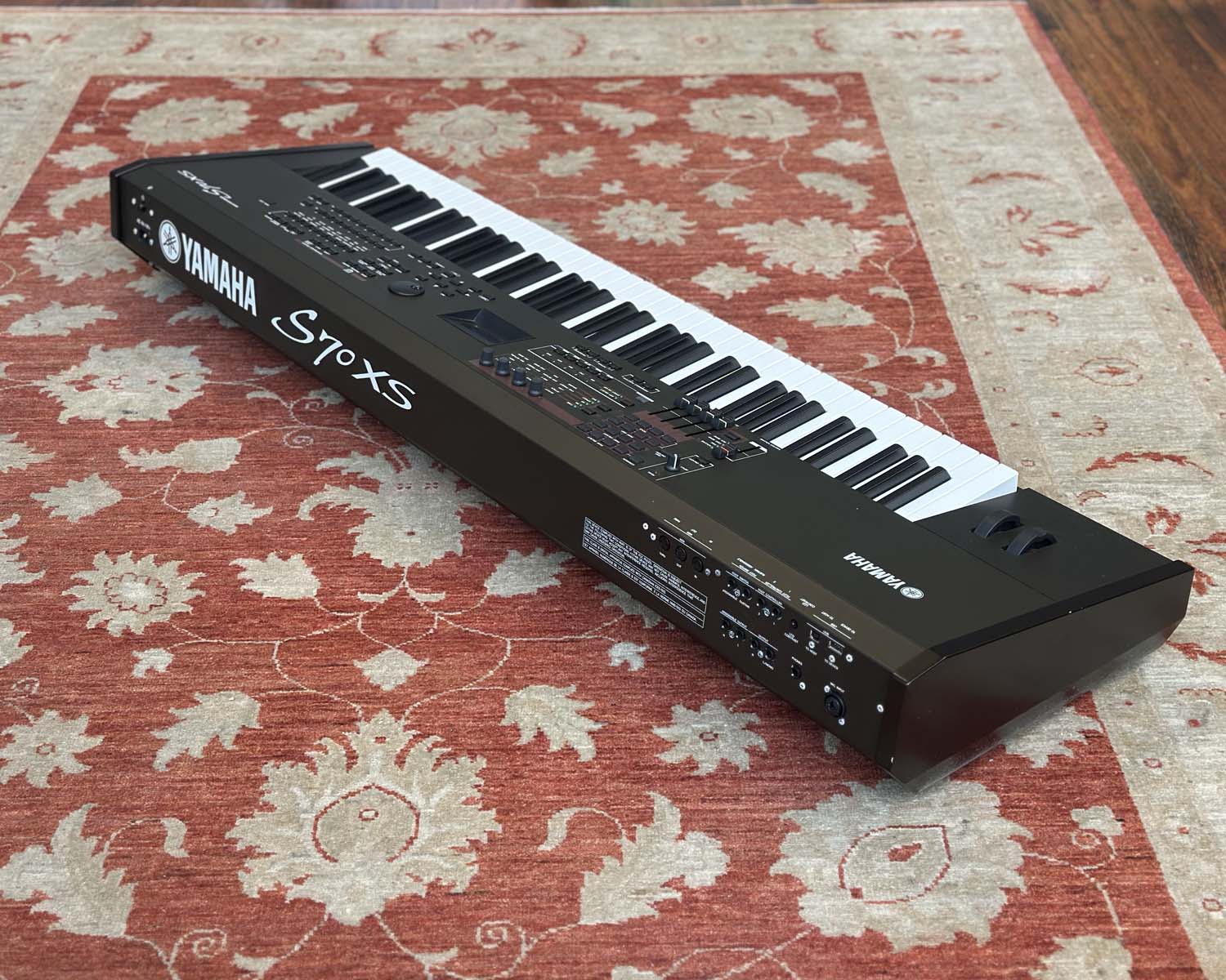 YAMAHA S70 XS - 76 Key Synthesizer Stage Piano - Image 7