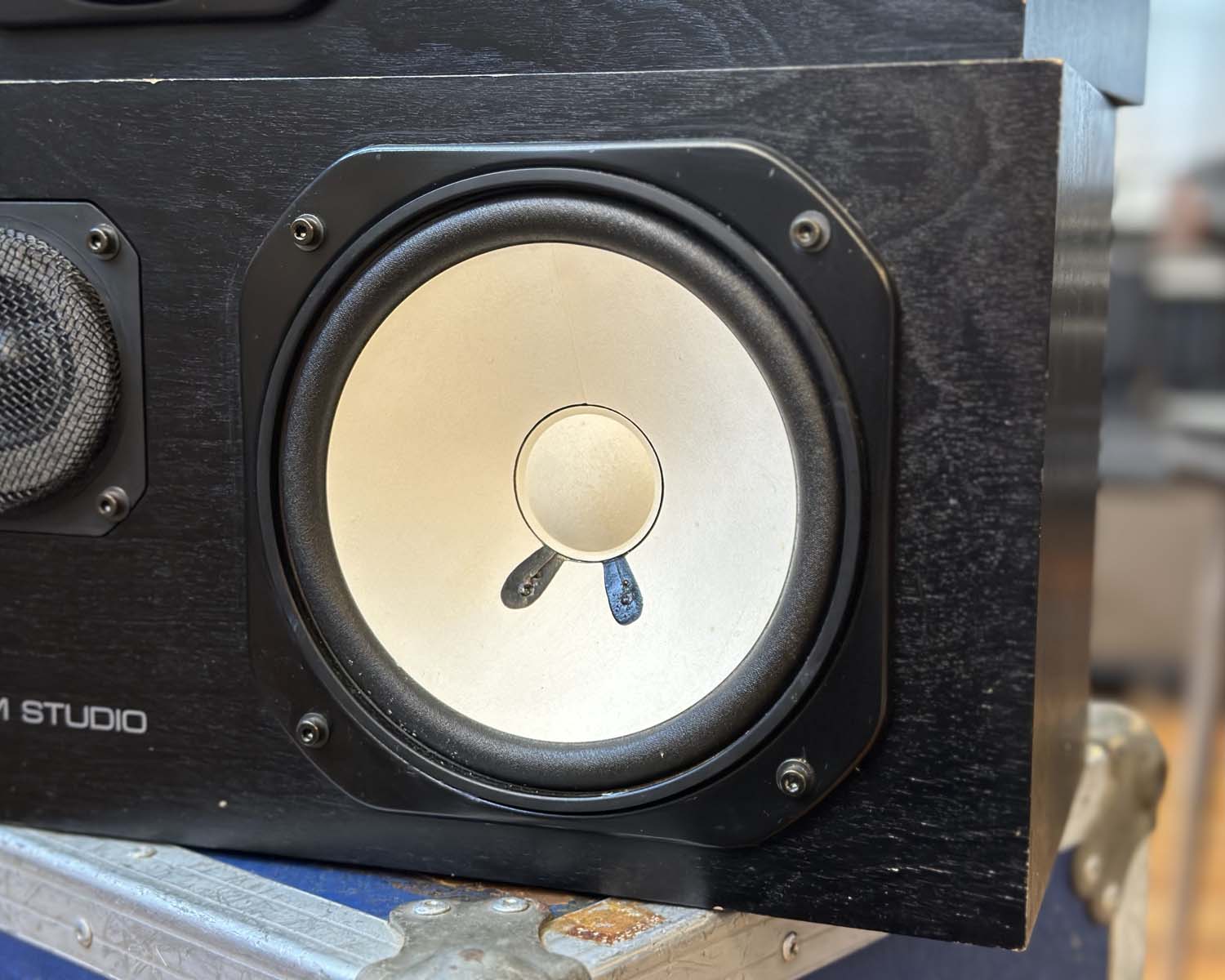 YAMAHA NS-10M STUDIO Passive Monitors (Pair) - Image 3