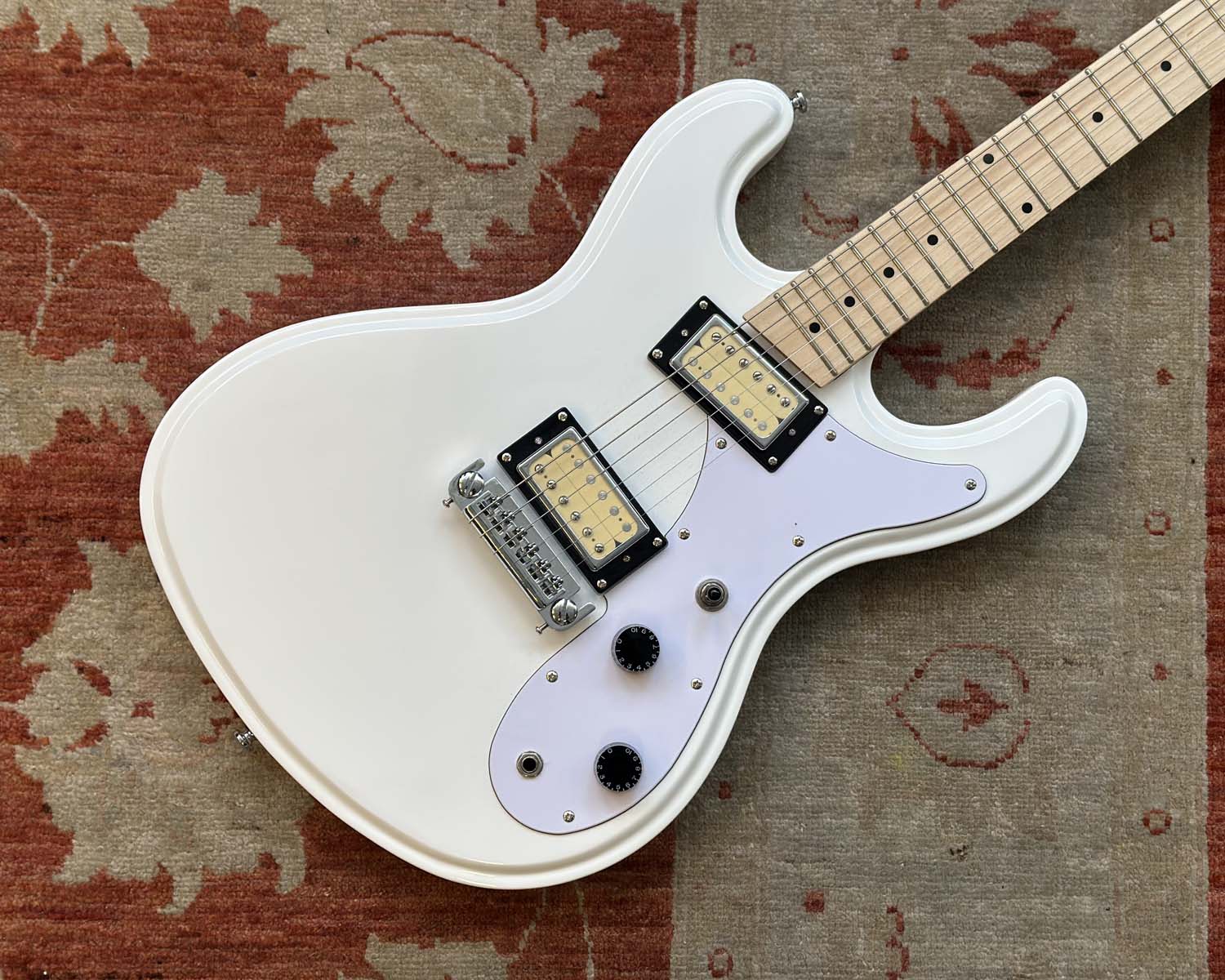 Eastwood Univox Hi-Flier - White
