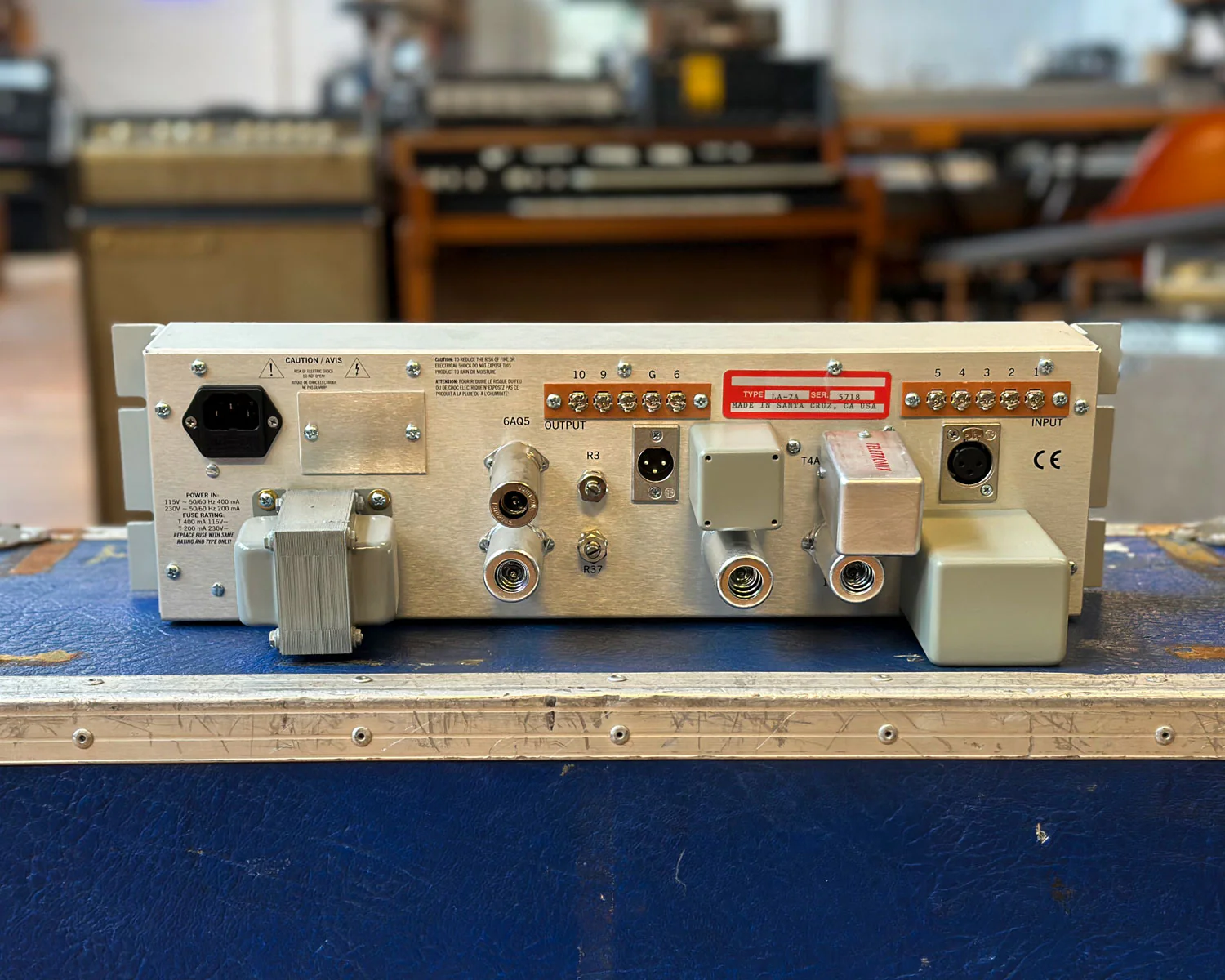 Universal Audio LA-2A Classic Levelling Amplifier - Image 6
