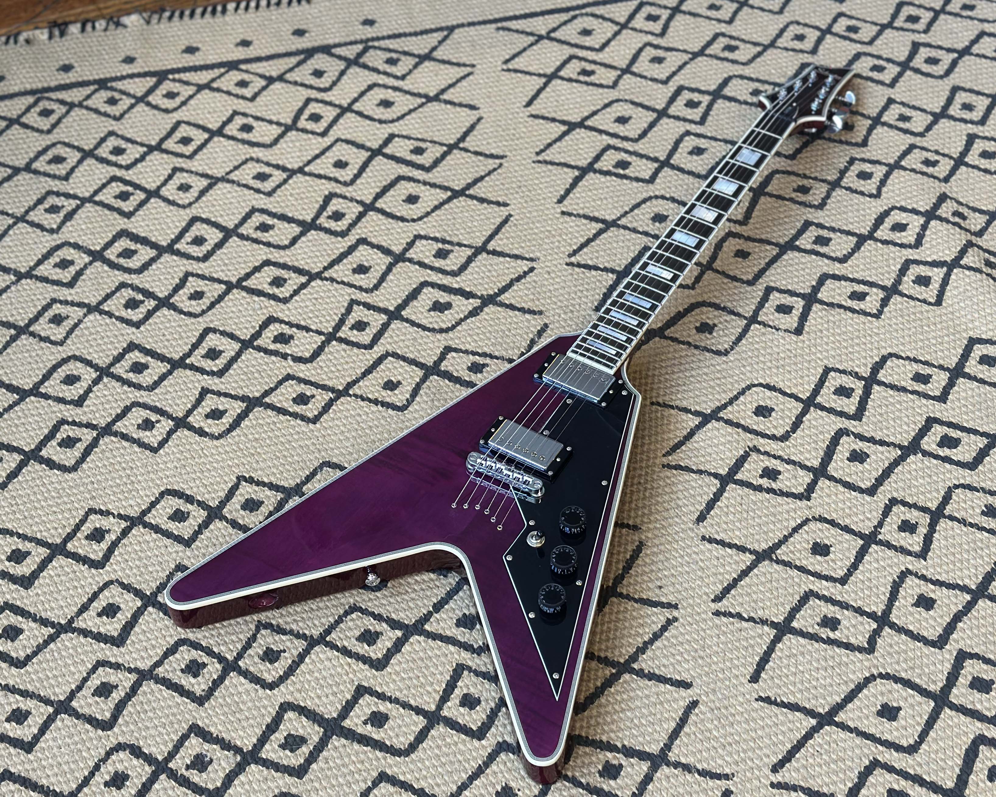 Schecter V-1 Custom - Transparent Purple w/ SKB Semi-HSC - Image 7