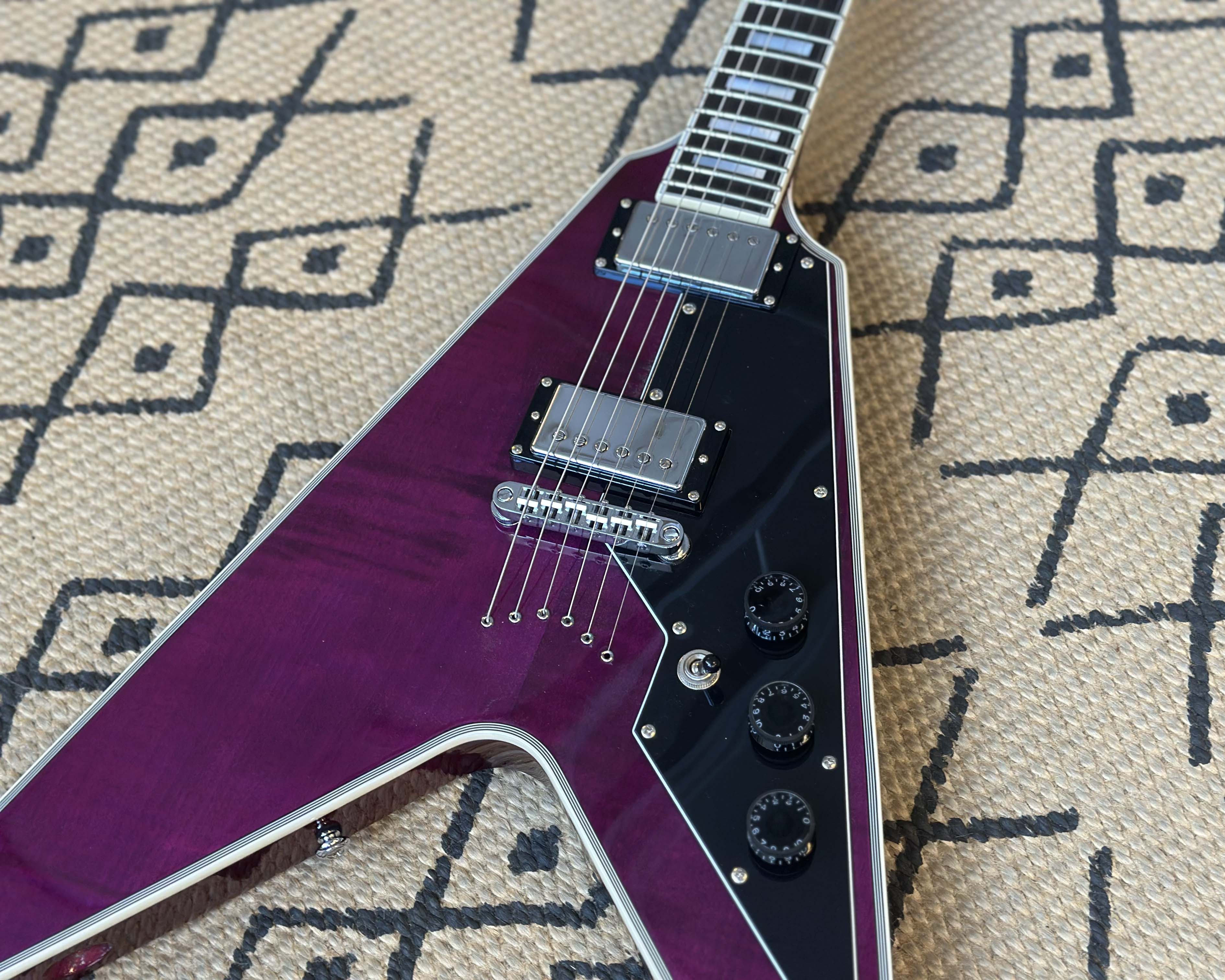 Schecter V-1 Custom - Transparent Purple w/ SKB Semi-HSC - Image 8