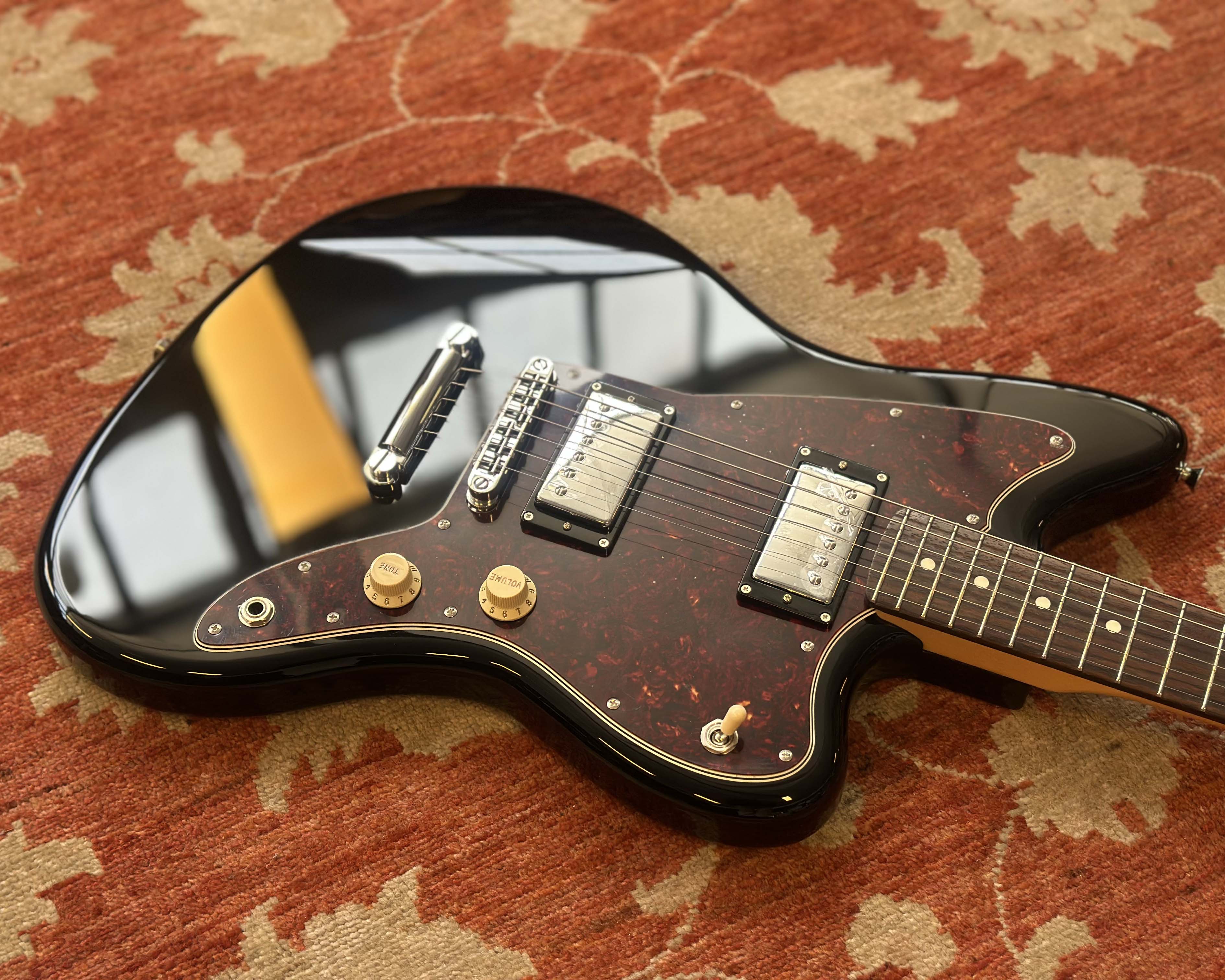 Fender Made in Japan Adjusto-Matic Jazzmaster HH - Black - Image 9