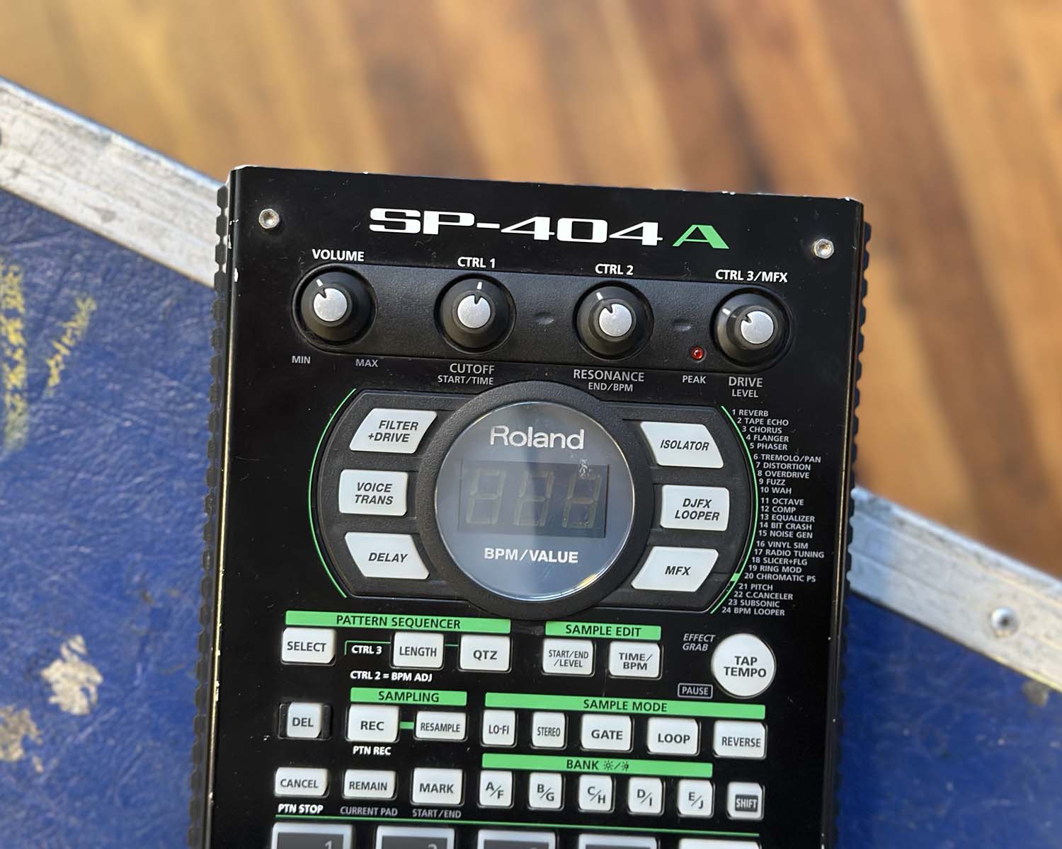 Roland SP-404A Linear Wave Sampler - Image 2