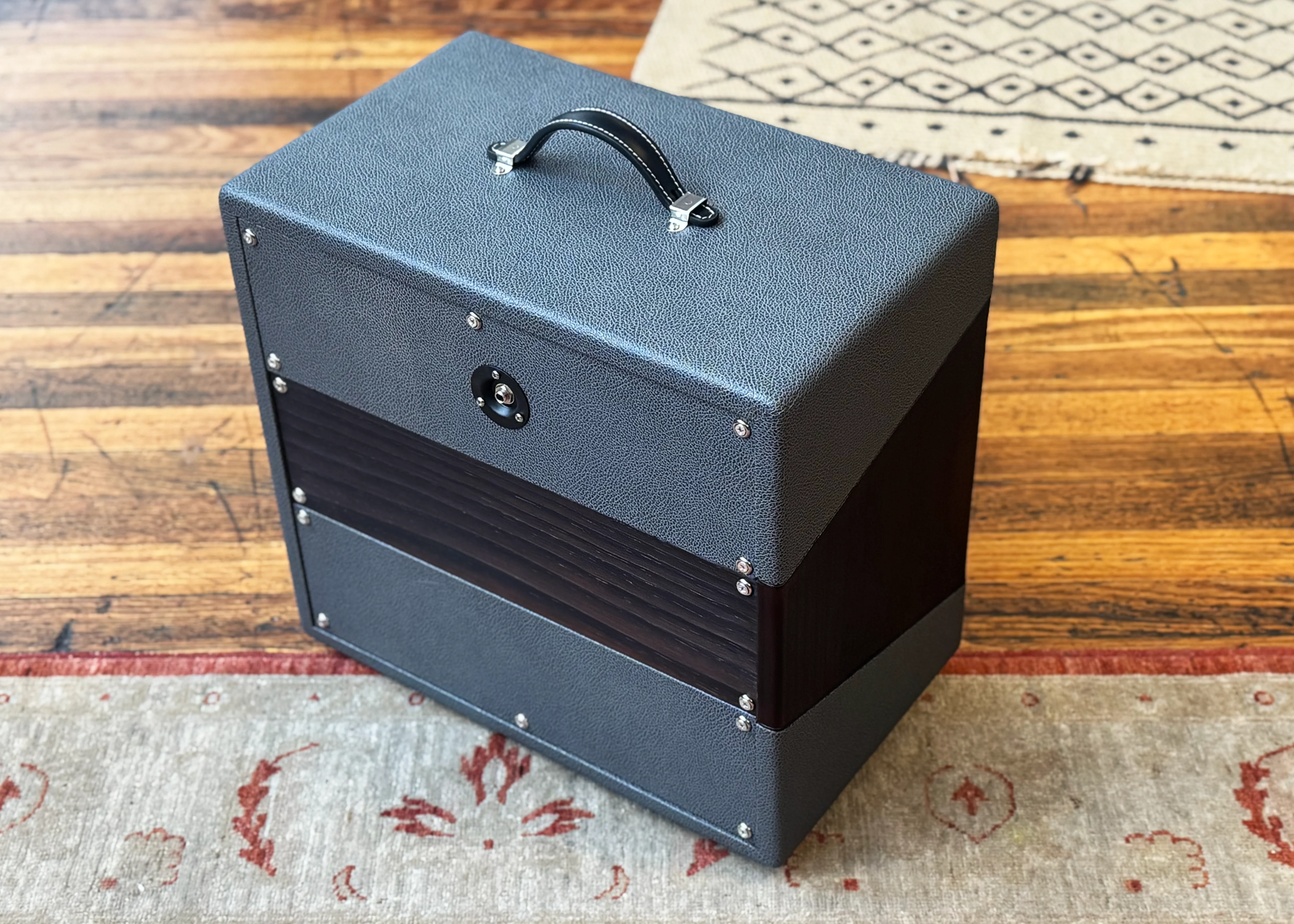 MWM Cabinetry 100 Watt 1x12" 8Ω Mini Cab - Image 2