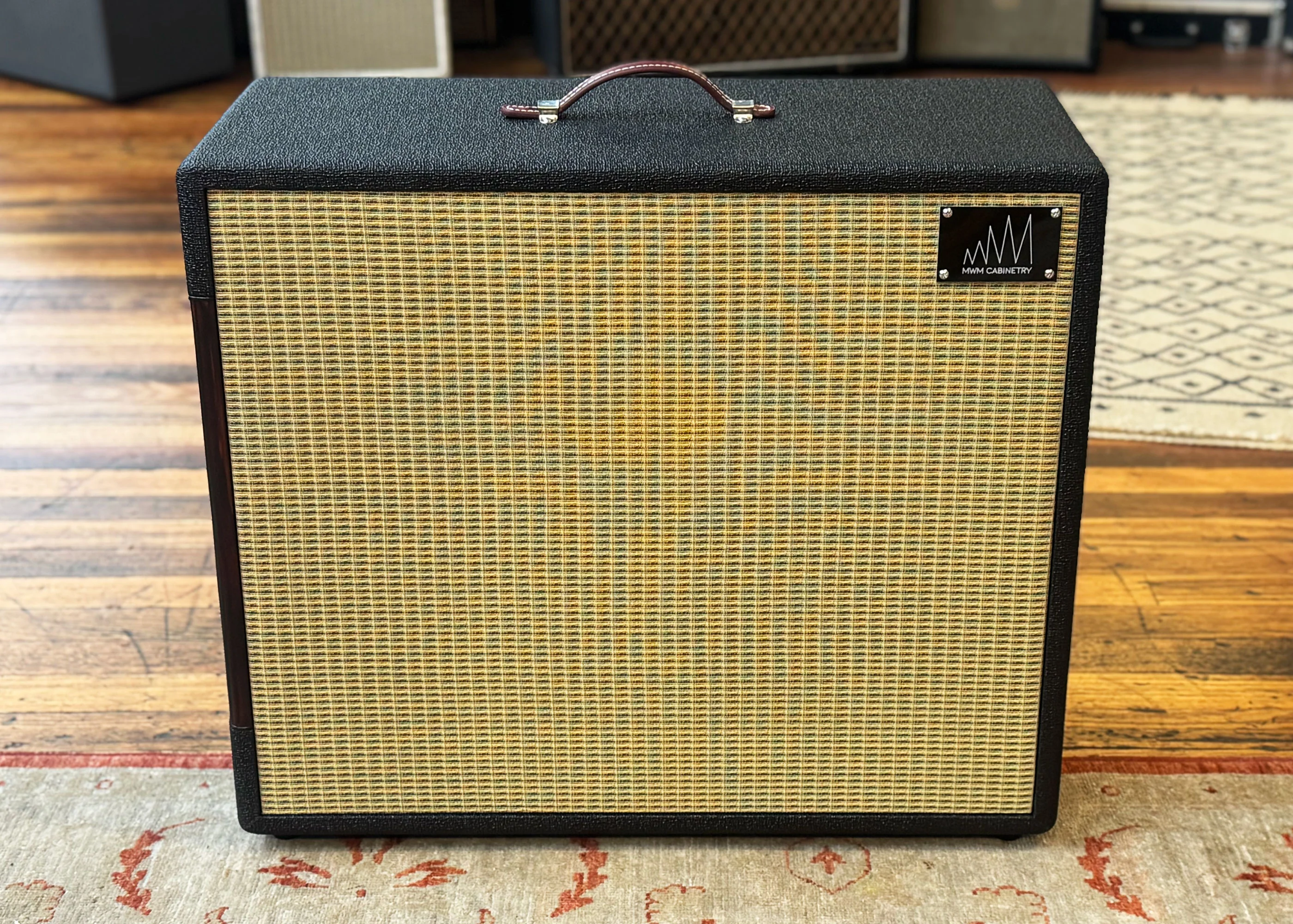 MWM Cabinetry 80 Watt 2x10" 8Ω Cabinet