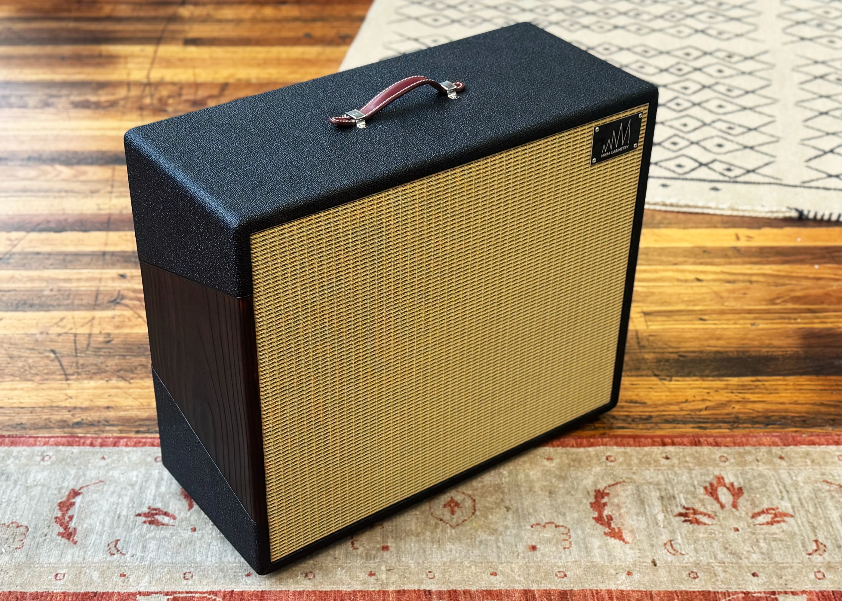 MWM Cabinetry 80 Watt 2x10" 8Ω Cabinet - Image 3
