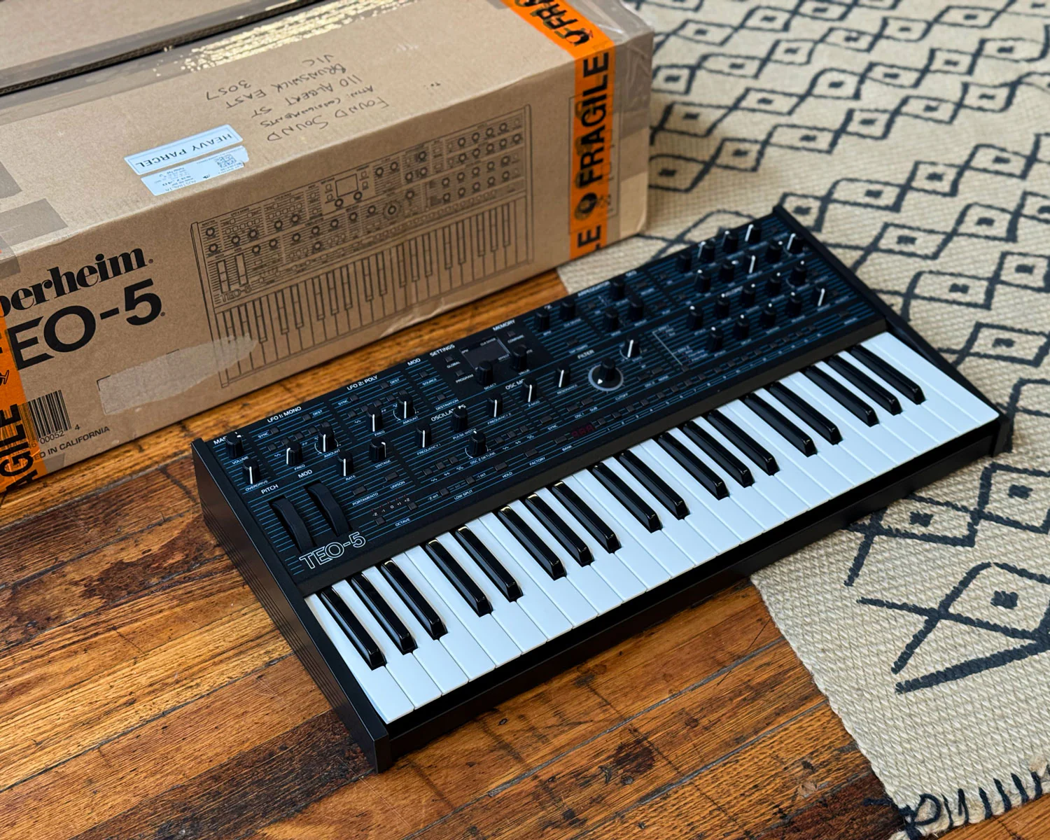 Oberheim TEO-5 5-Voice VCO/VCF-based Polysynth - Image 5