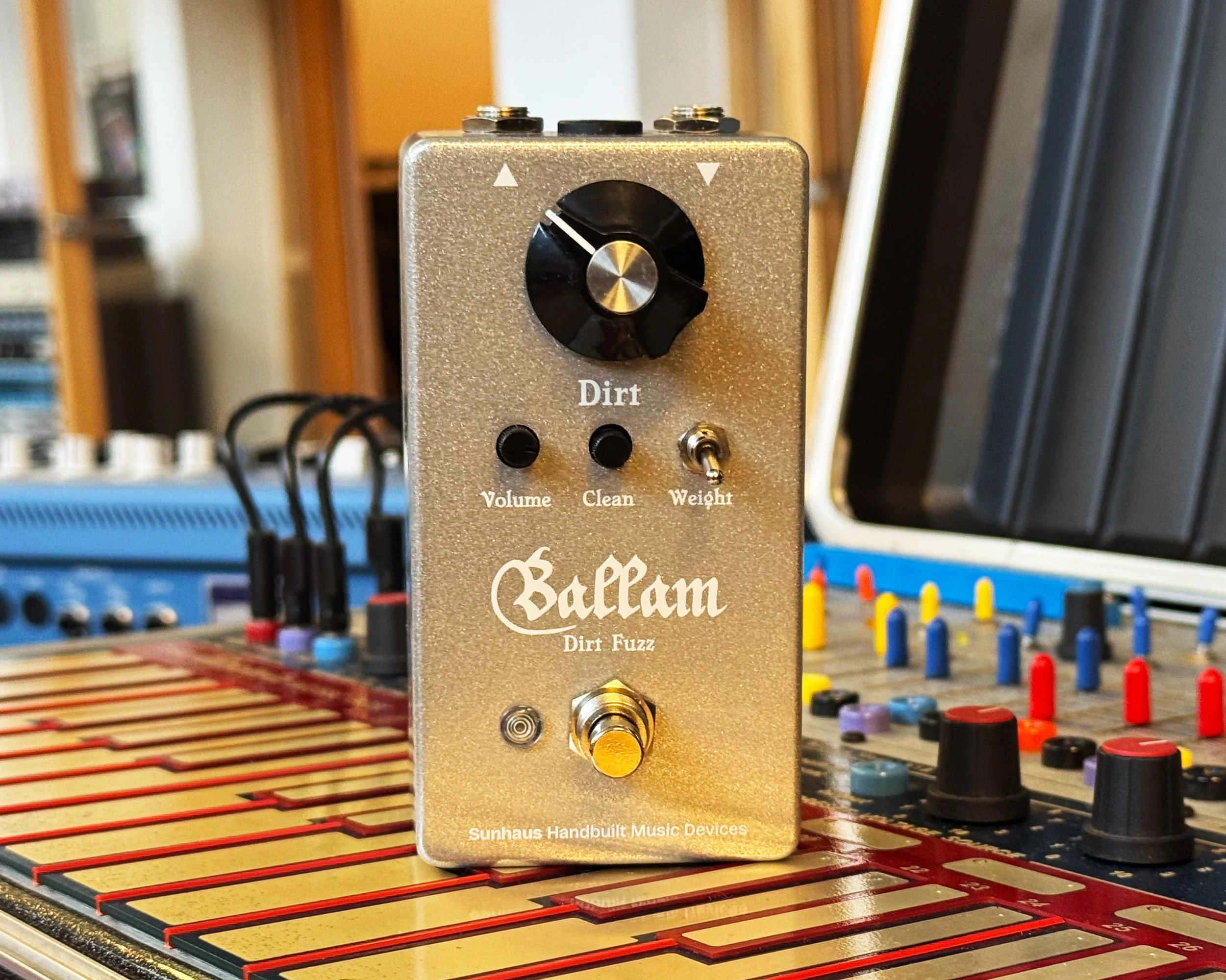 Sunhaus Ballam Dirt Fuzz