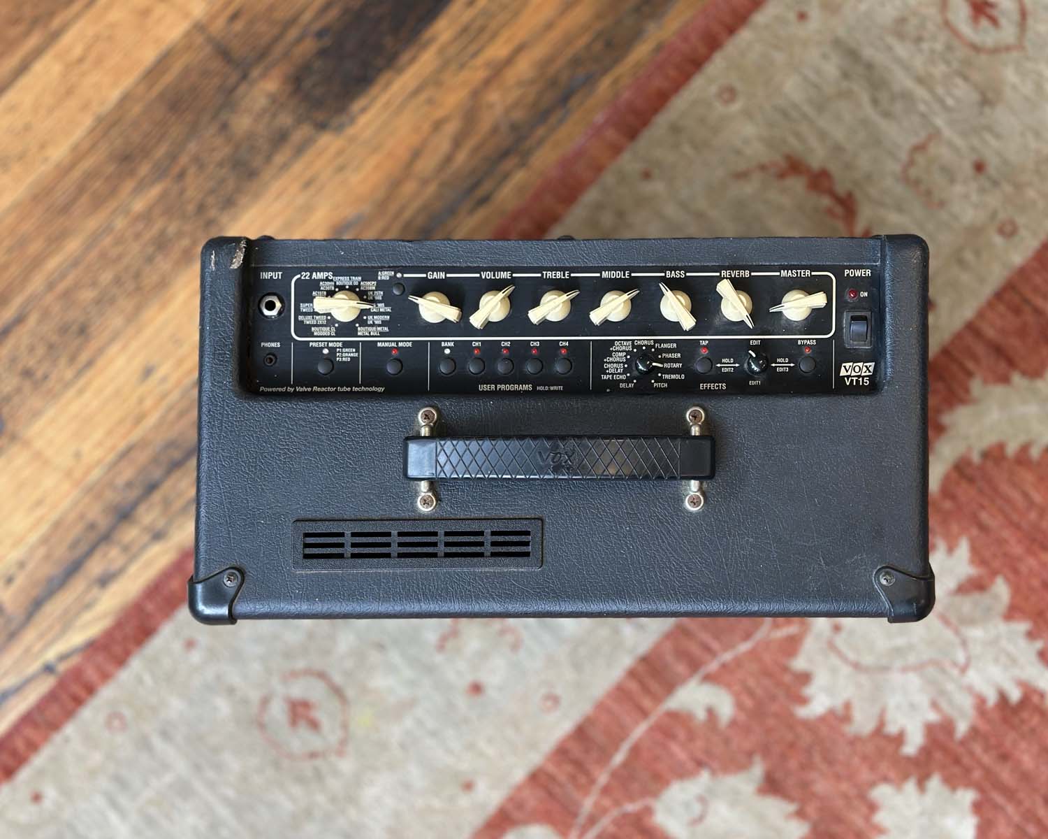 VOX Valvetronix VT15 Valve/Modelling Hybrid Amp - Image 2