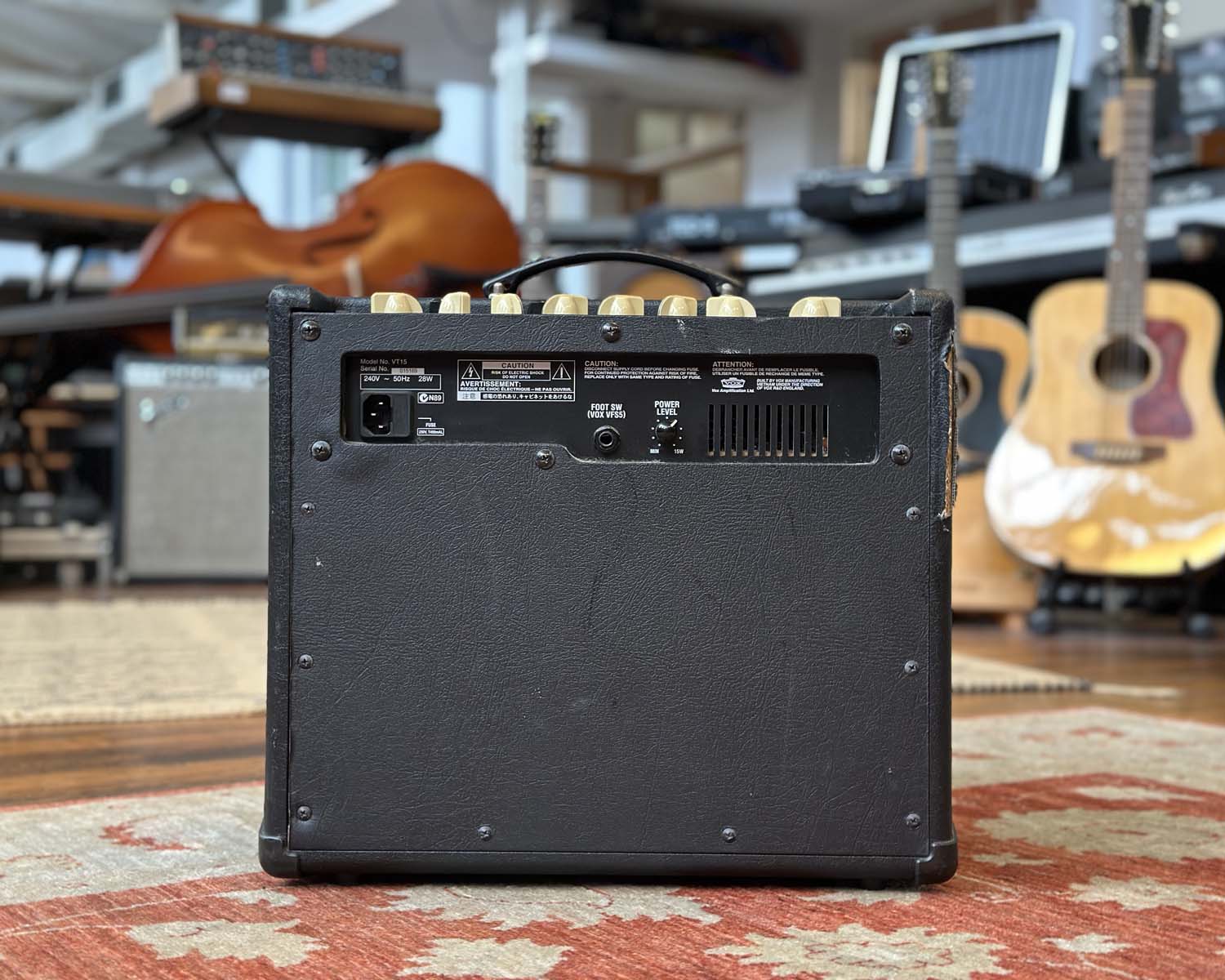 VOX Valvetronix VT15 Valve/Modelling Hybrid Amp - Image 3