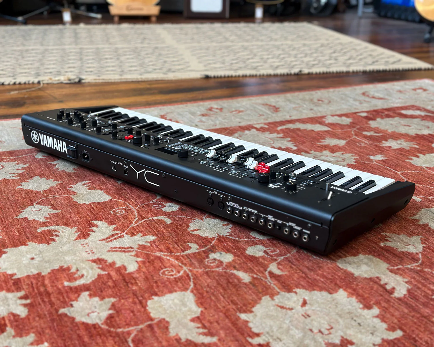 YAMAHA YC61 61-Key Synthesizer/Stage Keyboard - Image 6