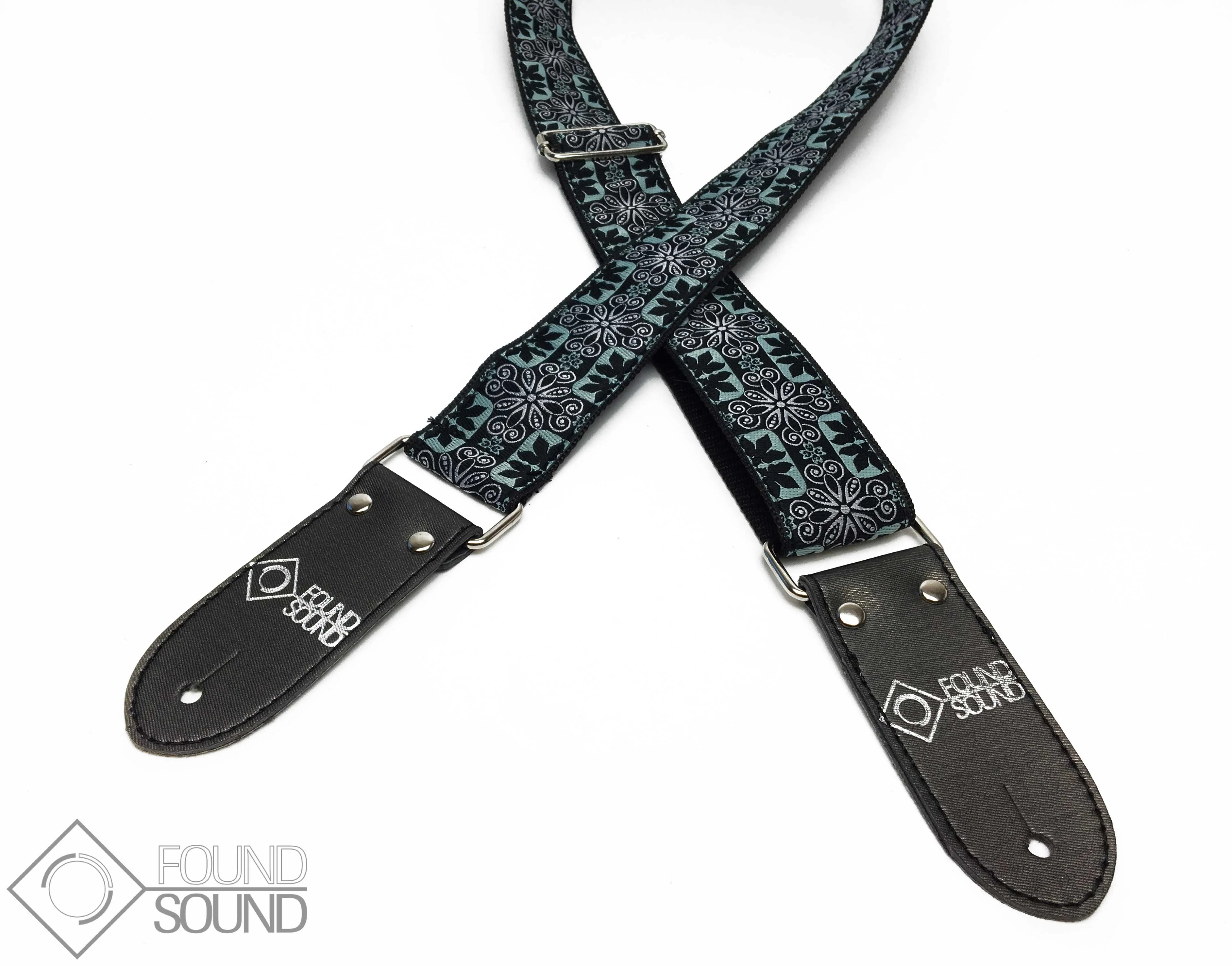 DSL Jacquard Weave FIL-White Guitar Strap