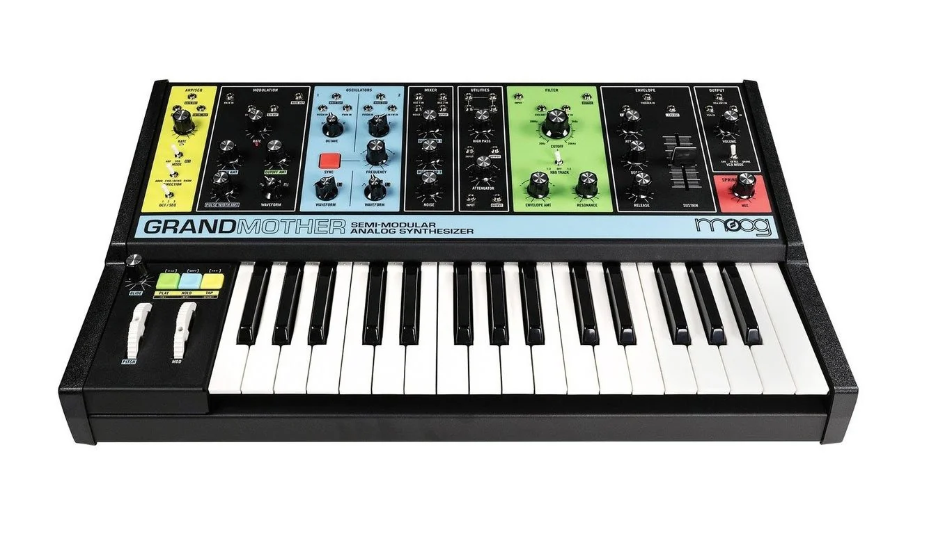 Moog Grandmother 👵 Semi-Modular Analog Synthesizer