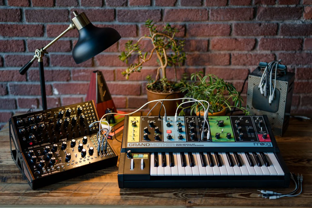 Moog Grandmother 👵 Semi-Modular Analog Synthesizer - Image 10