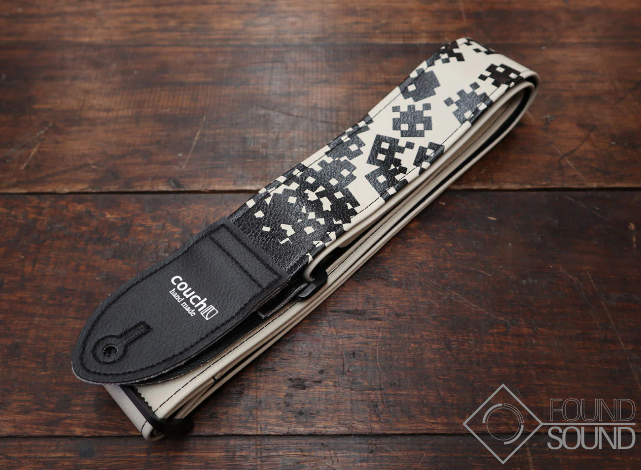 Couch Straps I Am 8 Bit Strap - Black Sprites